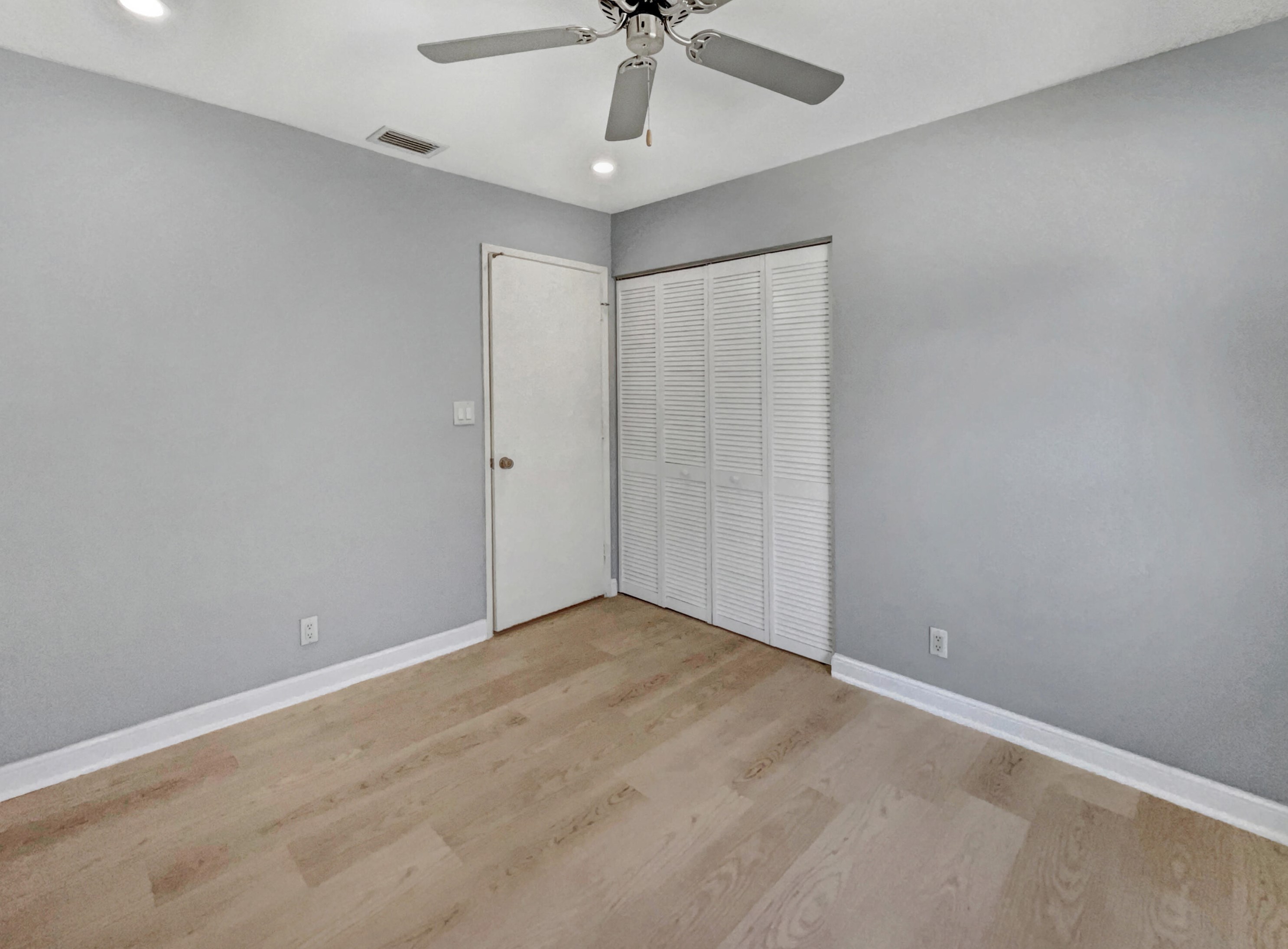 21054 Country Crk Dr, Boca Raton FL 33428-1147 exterior