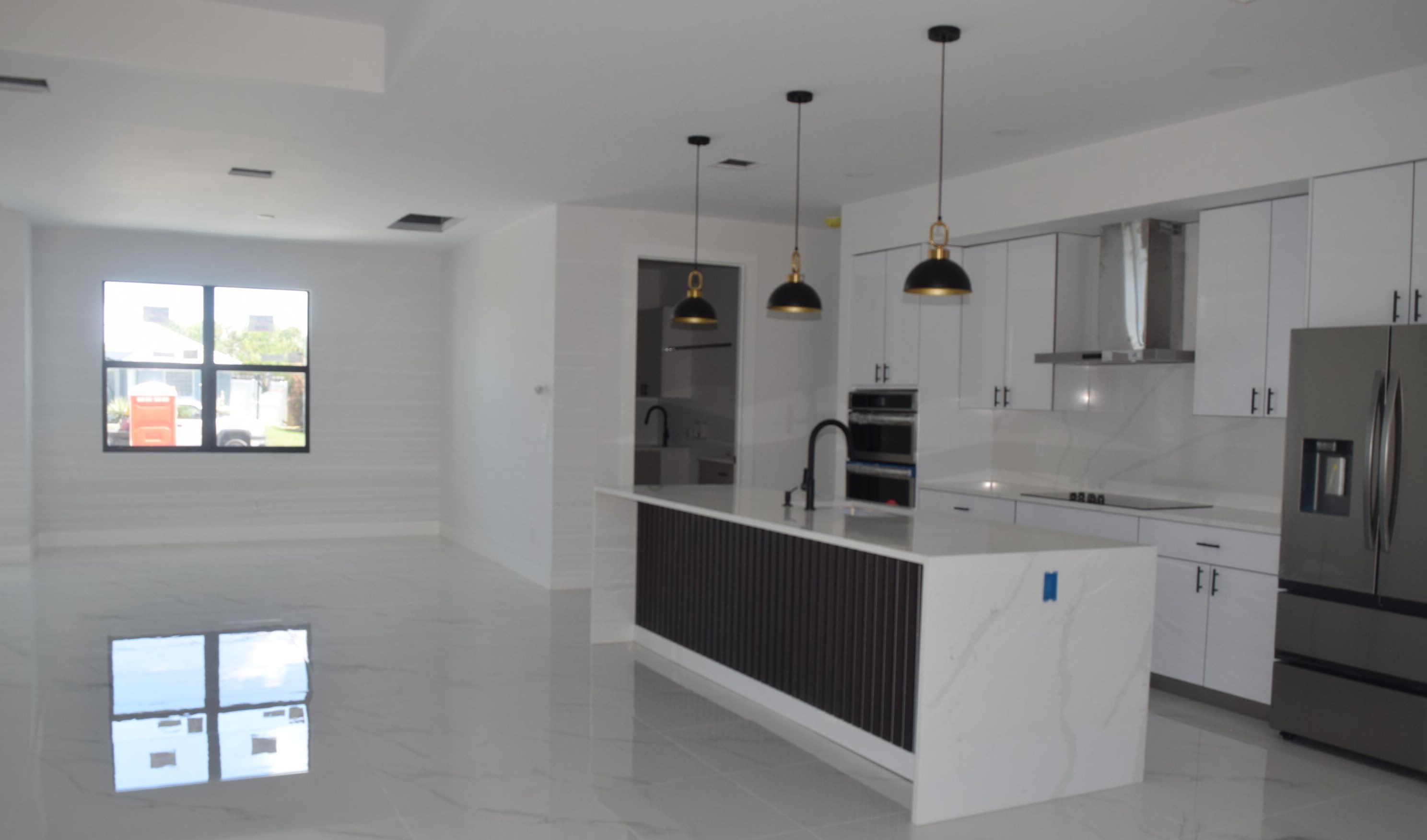 5381 Dell Ct, Fort Pierce FL 34986-2746 exterior