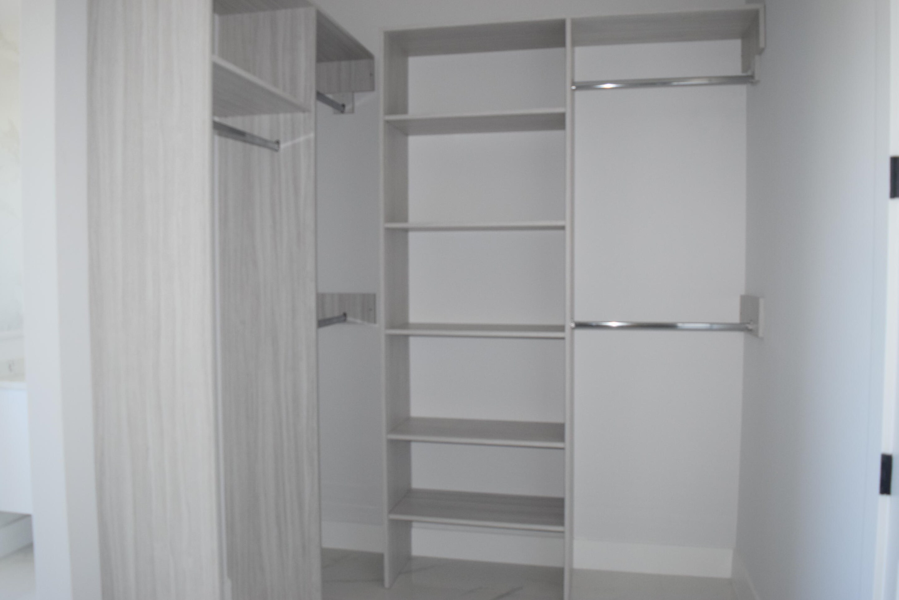 5381 Dell Ct, Fort Pierce FL 34986-2746 exterior