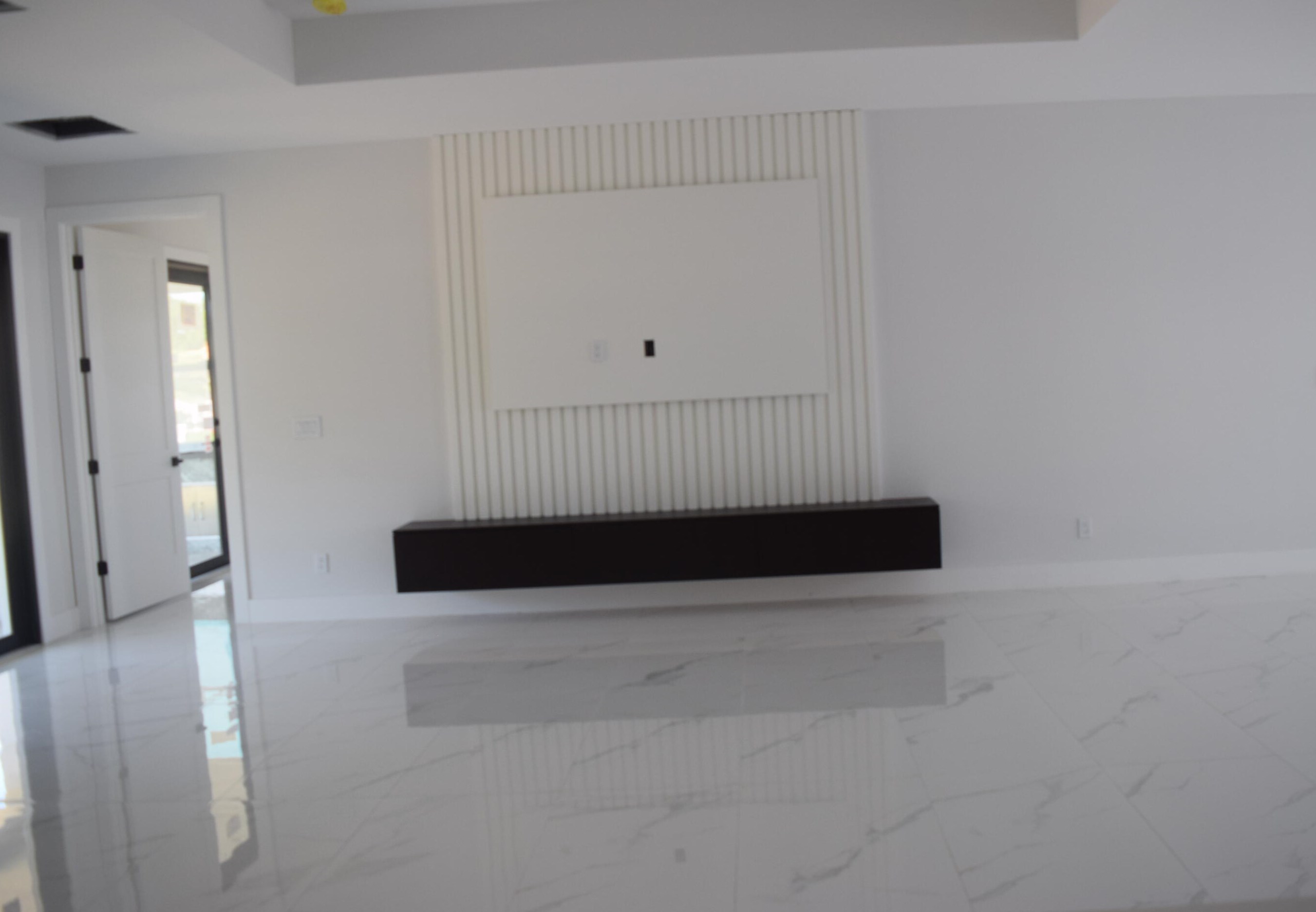 5381 Dell Ct, Fort Pierce FL 34986-2746 exterior