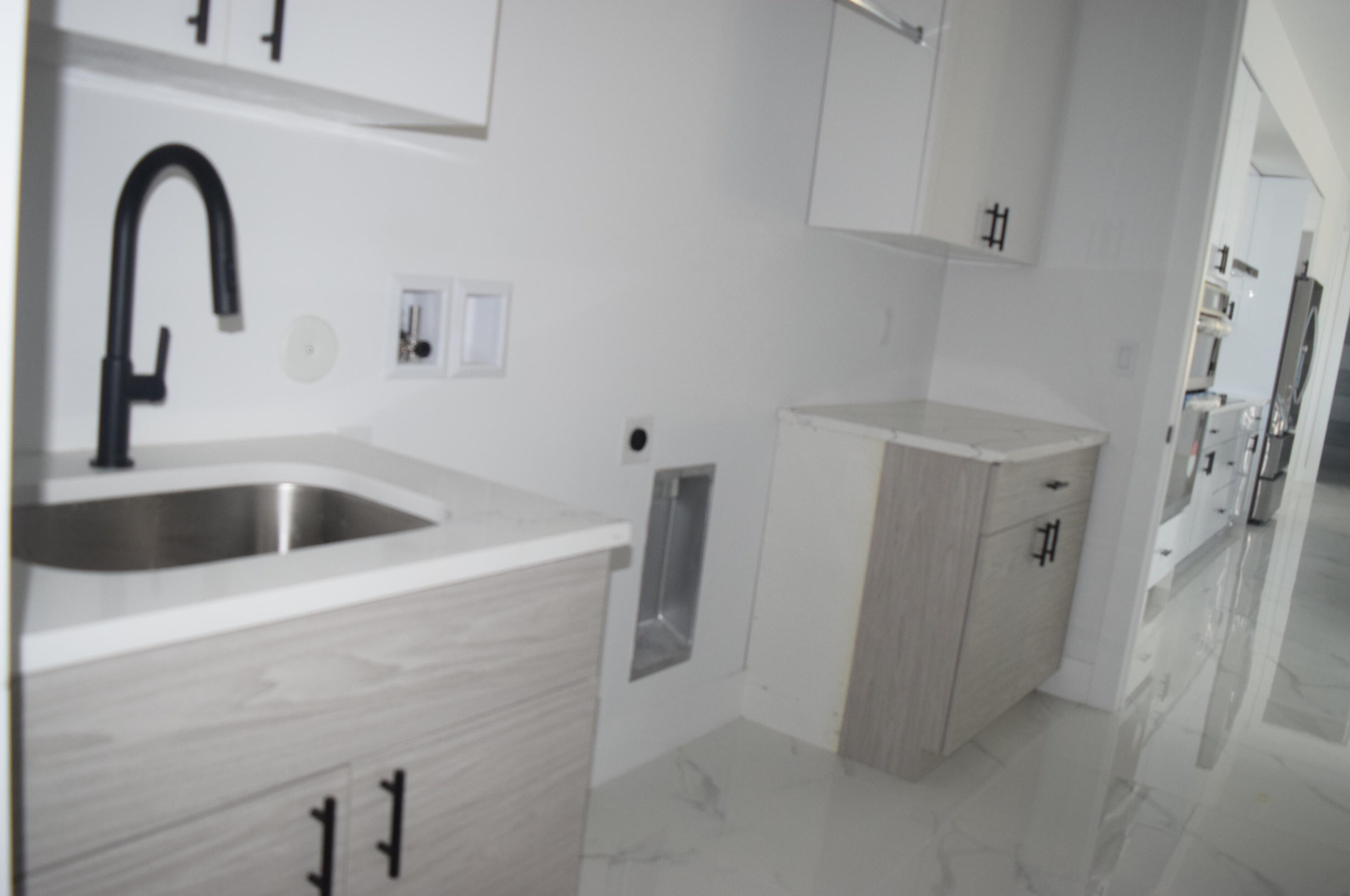 5381 Dell Ct, Fort Pierce FL 34986-2746 exterior