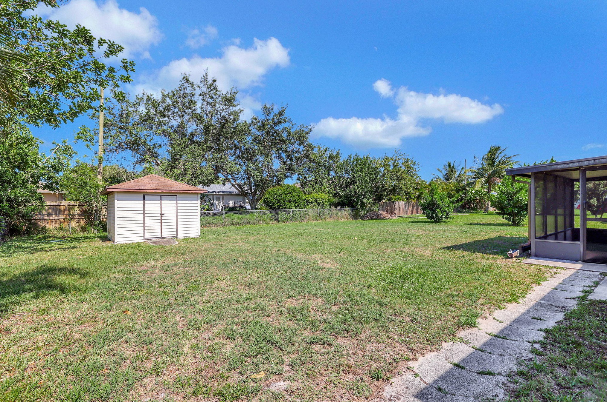 2433 Warwick St, Fort Pierce, FL 34984-5021