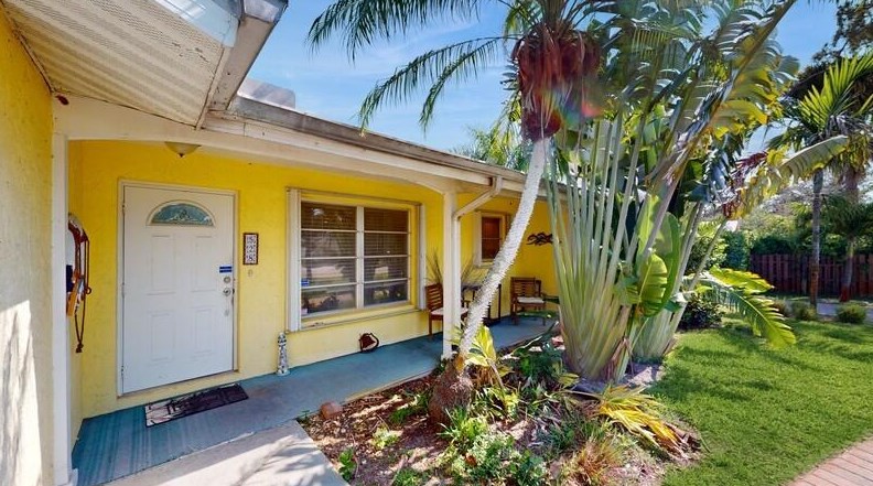 528 Hidden River Ave, Palm City, FL 34990-1406