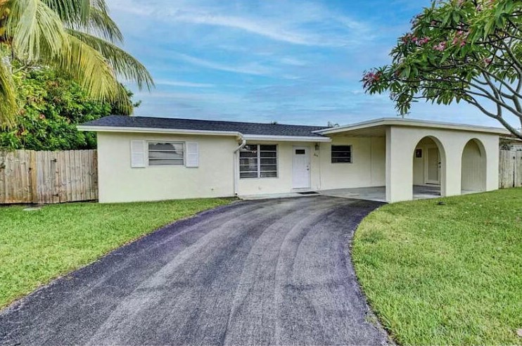 214 Sw 3rd St, Boca Raton, FL 33432