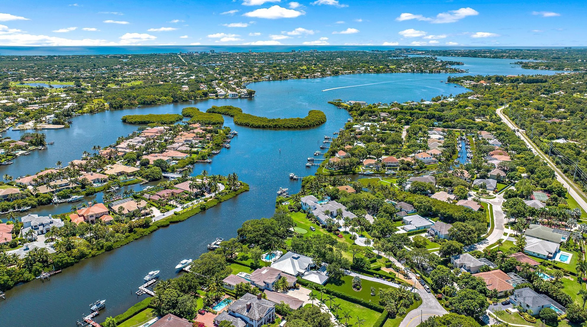 19993 Loxahatchee Pointe Dr, Jupiter FL  exterior