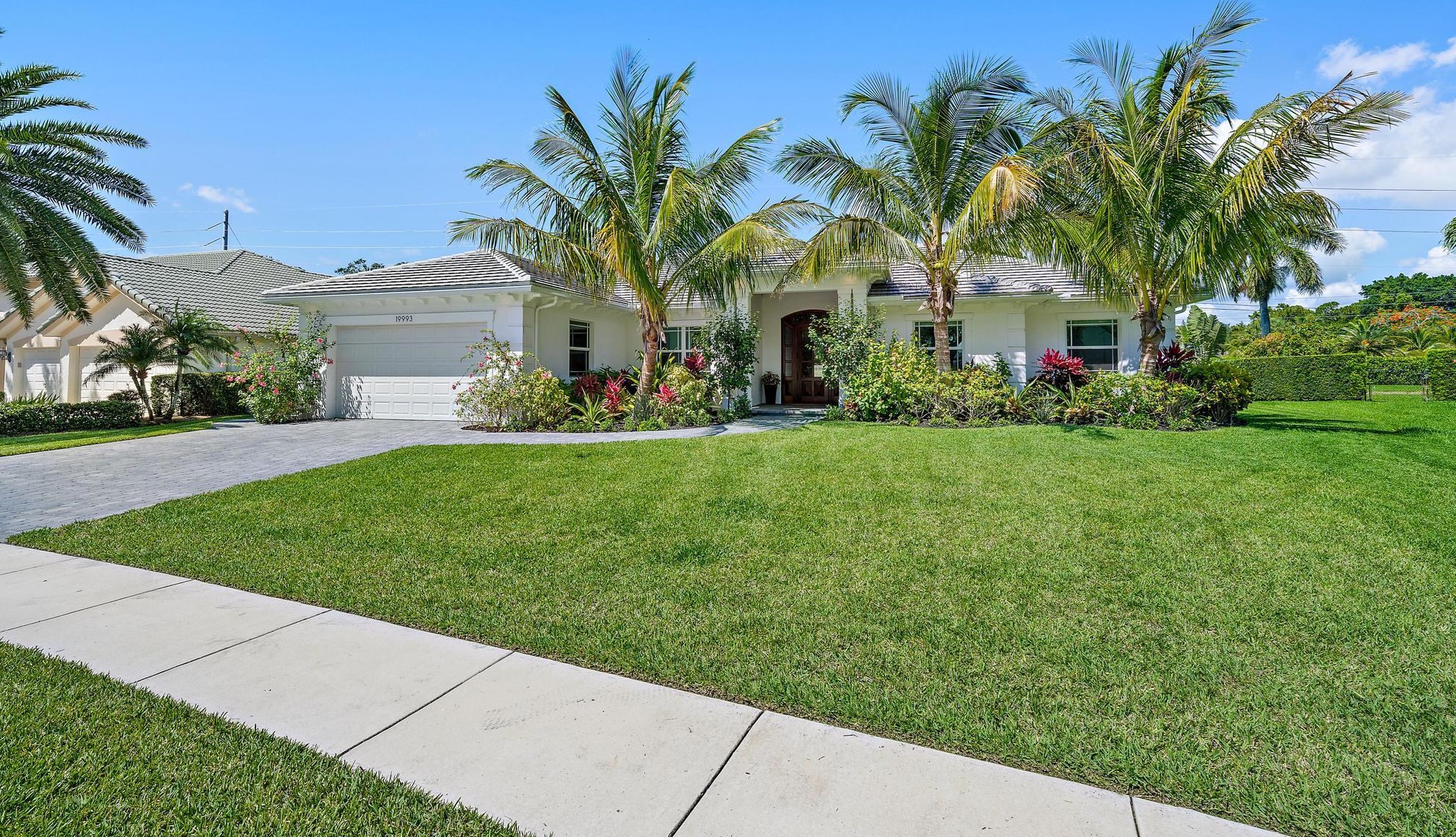 19993 Loxahatchee Pointe Dr, Jupiter FL  exterior