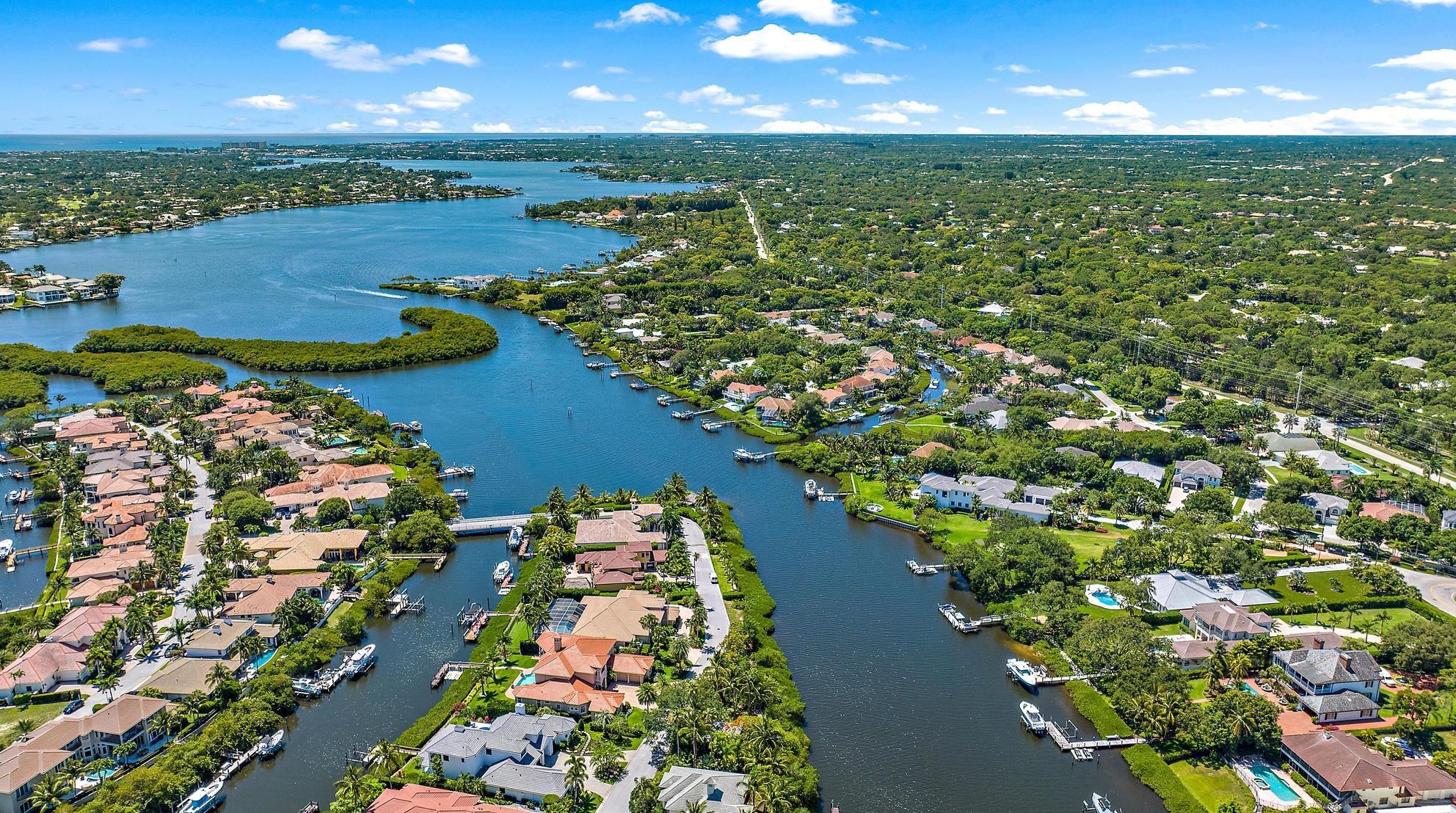 19993 Loxahatchee Pointe Dr, Jupiter FL  exterior