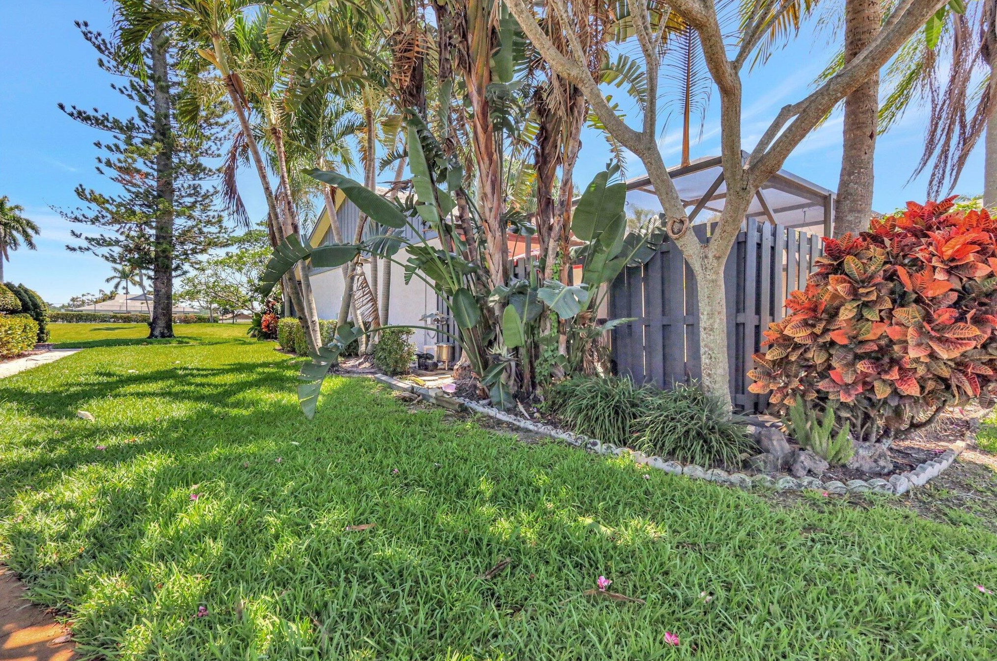 1206 Shibumy Cir, West Palm Beach, FL 33415-4782