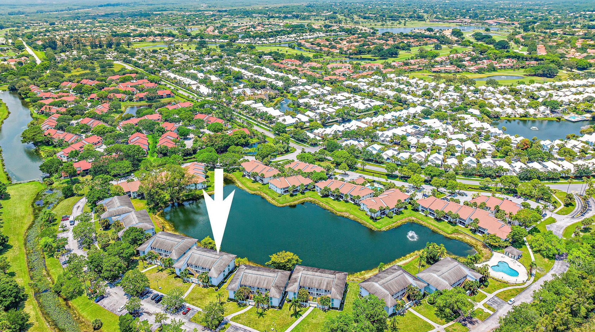 272 Cypress Pt Dr, West Palm Beach FL  33418-7146 exterior