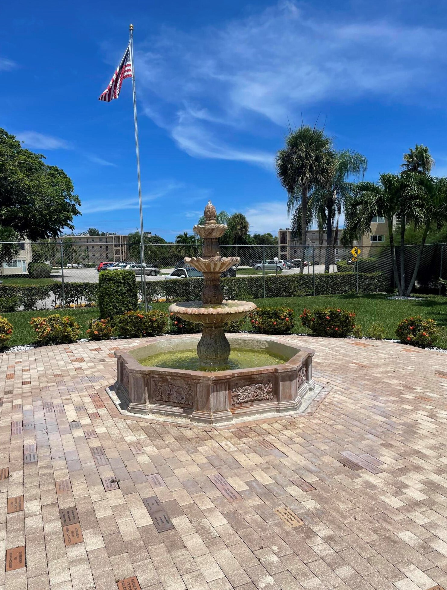 711 Lori Dr, Lake Worth FL  33461-1287 exterior