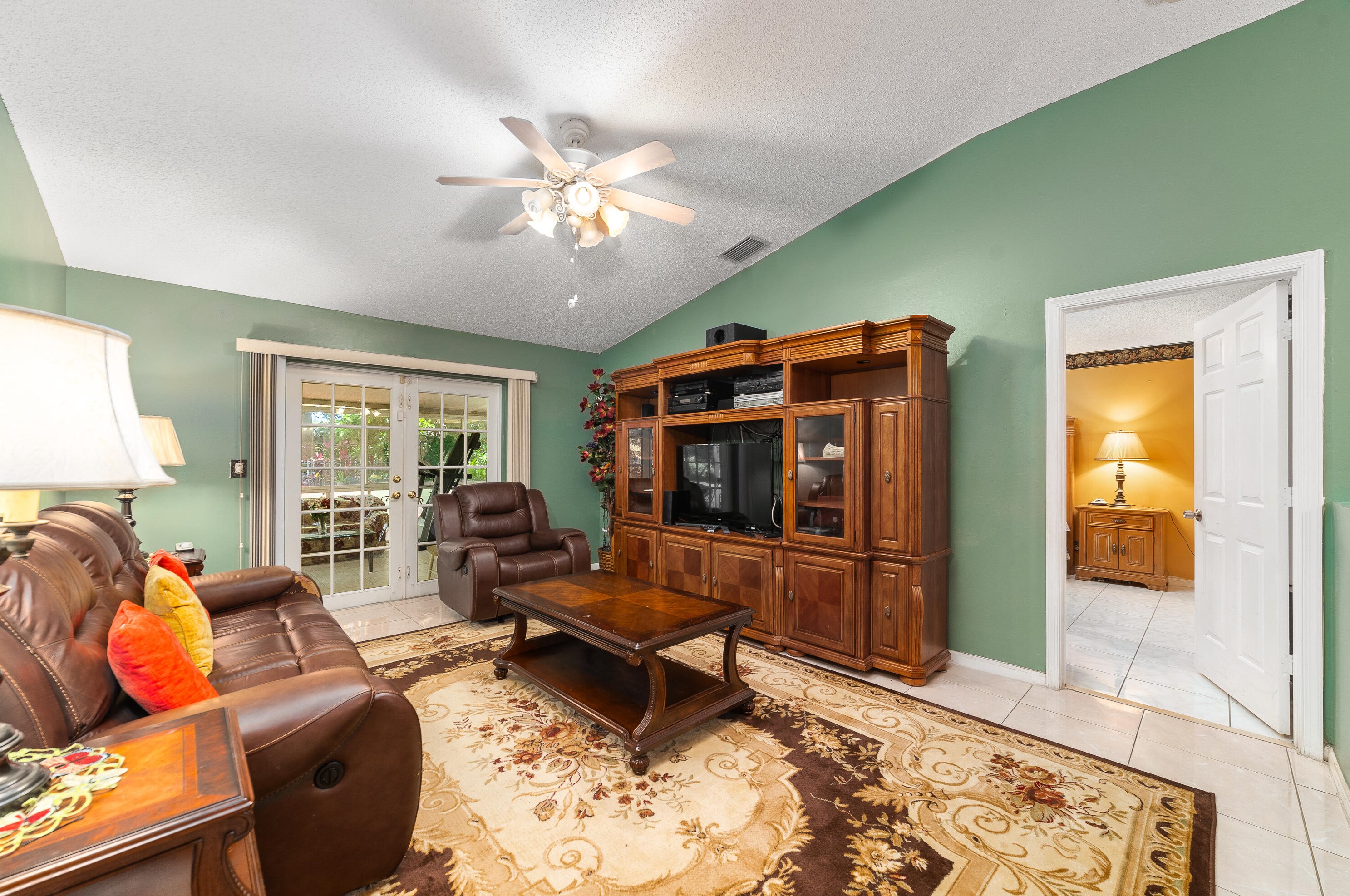 5397 Meadows Edge Dr, Lake Worth, FL 33463-7442