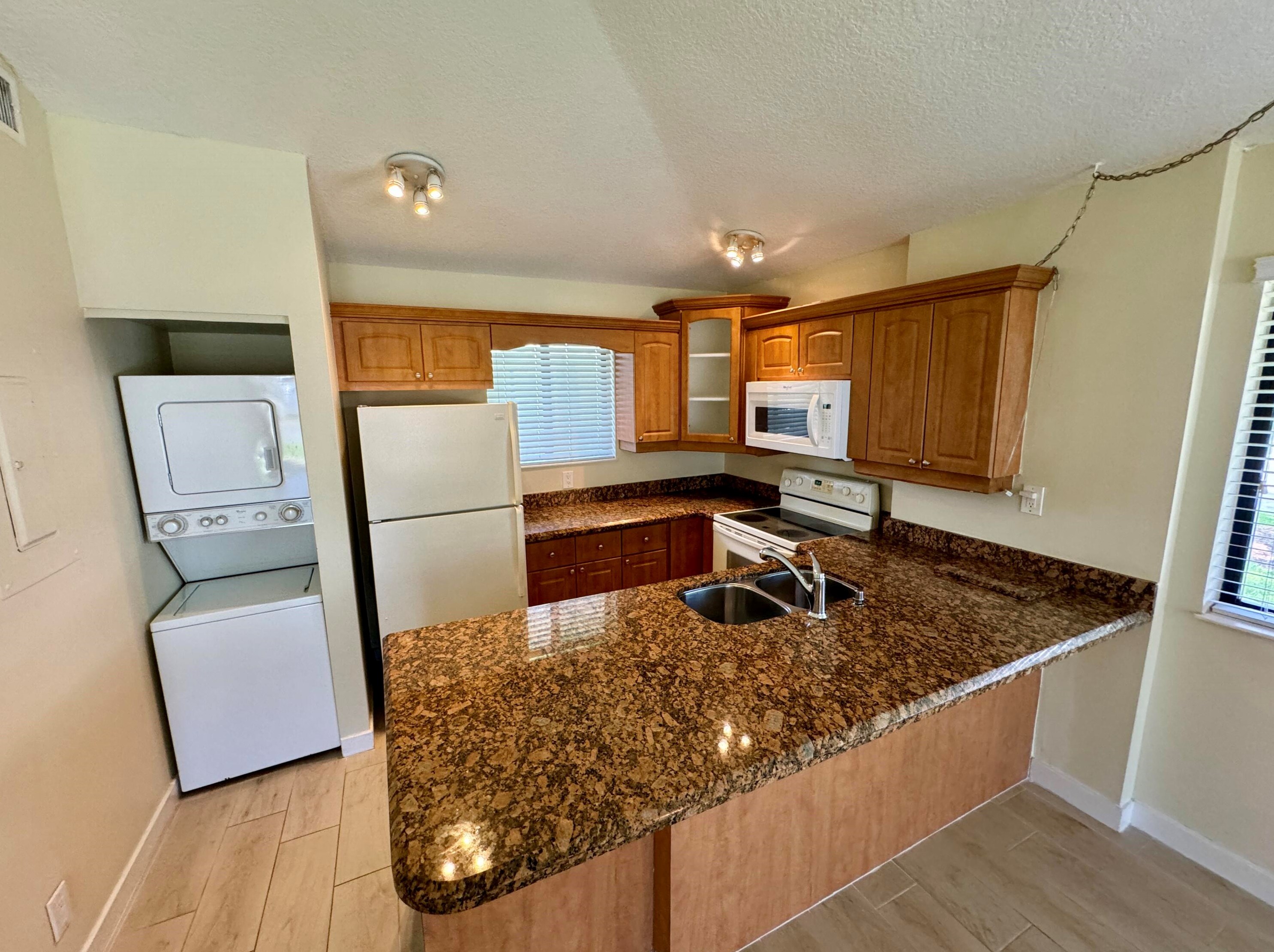705 Club Dr, West Palm Beach, FL 33418-7006