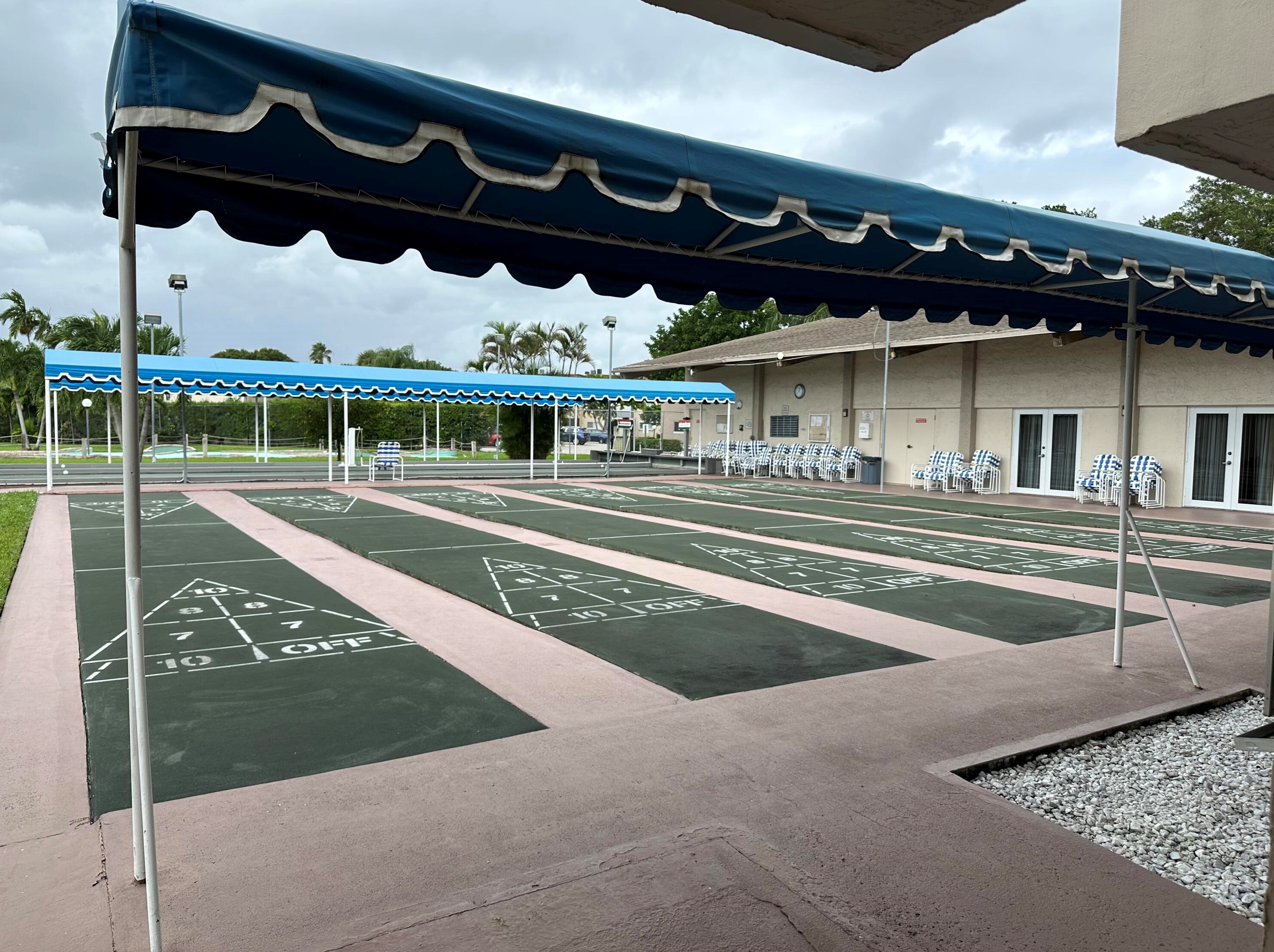 502 Davis Rd, Lake Worth FL  33461-1376 exterior