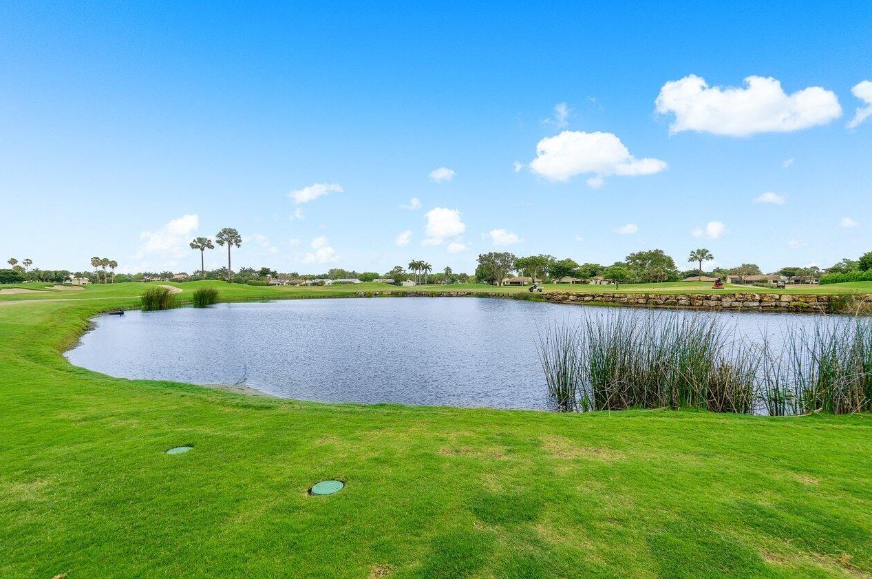 17061 Royal Cove Way, Boca Raton, FL 33496-2905