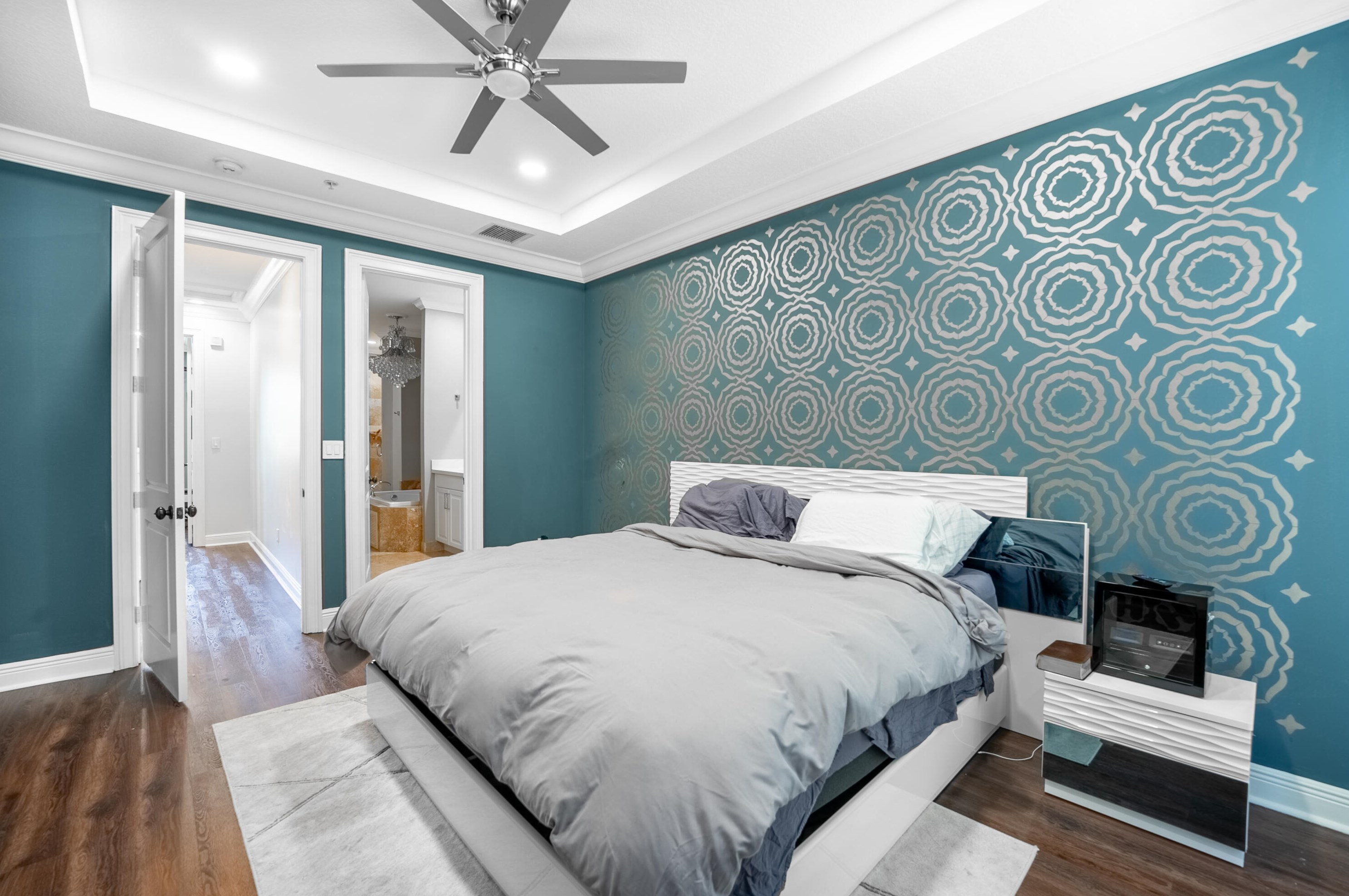 15 Via Floresta Dr, Boca Raton FL 33487-1579 exterior