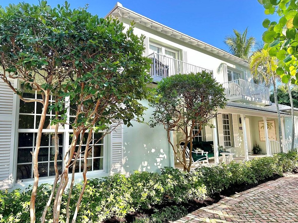 1554 Ocean Way, Palm Beach, FL 33480-3053