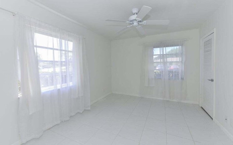 20872 Covington, Boca Raton FL 33433-1812 exterior