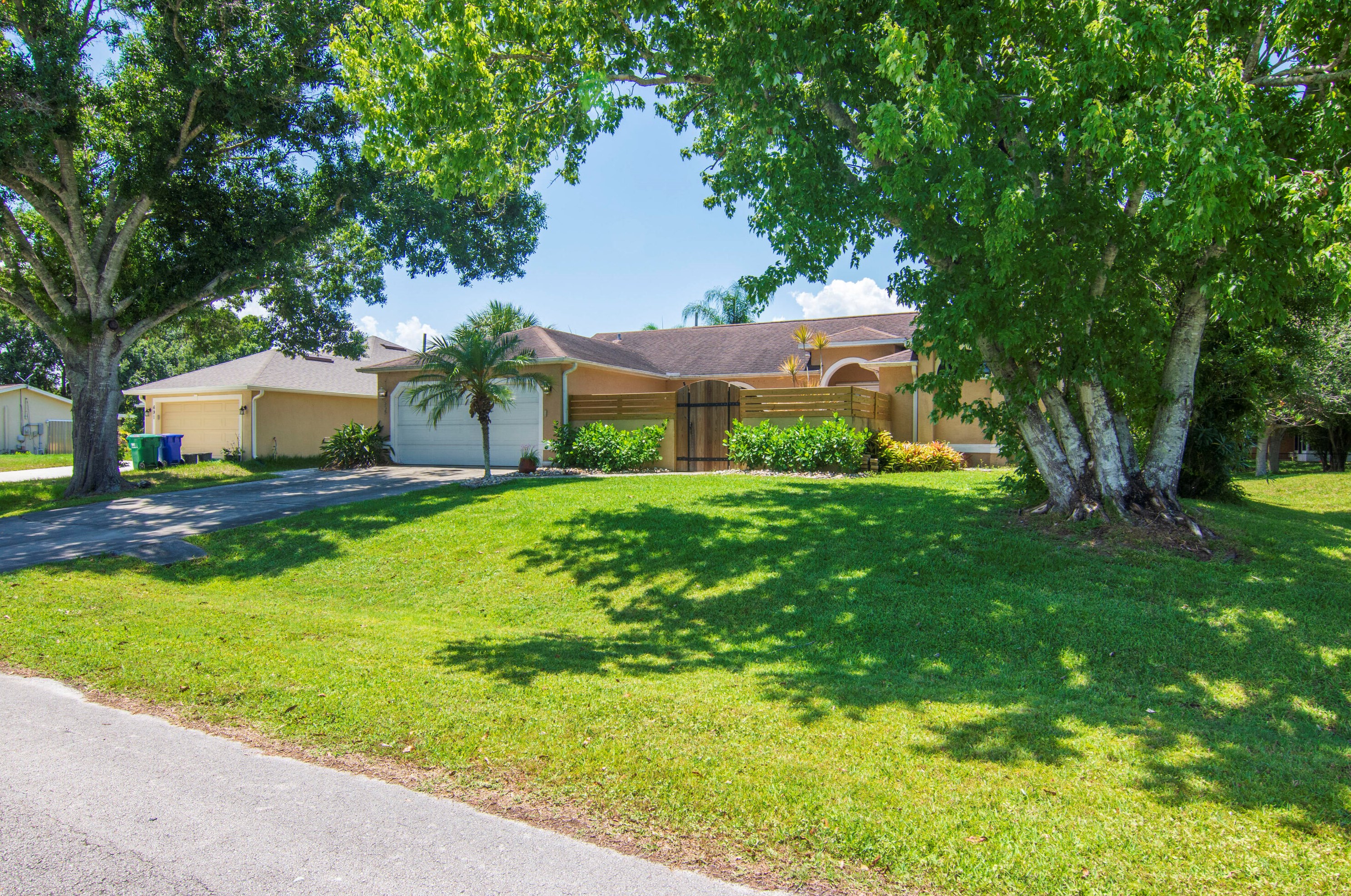 685 Capon Terrace, Sebastian, FL 32958