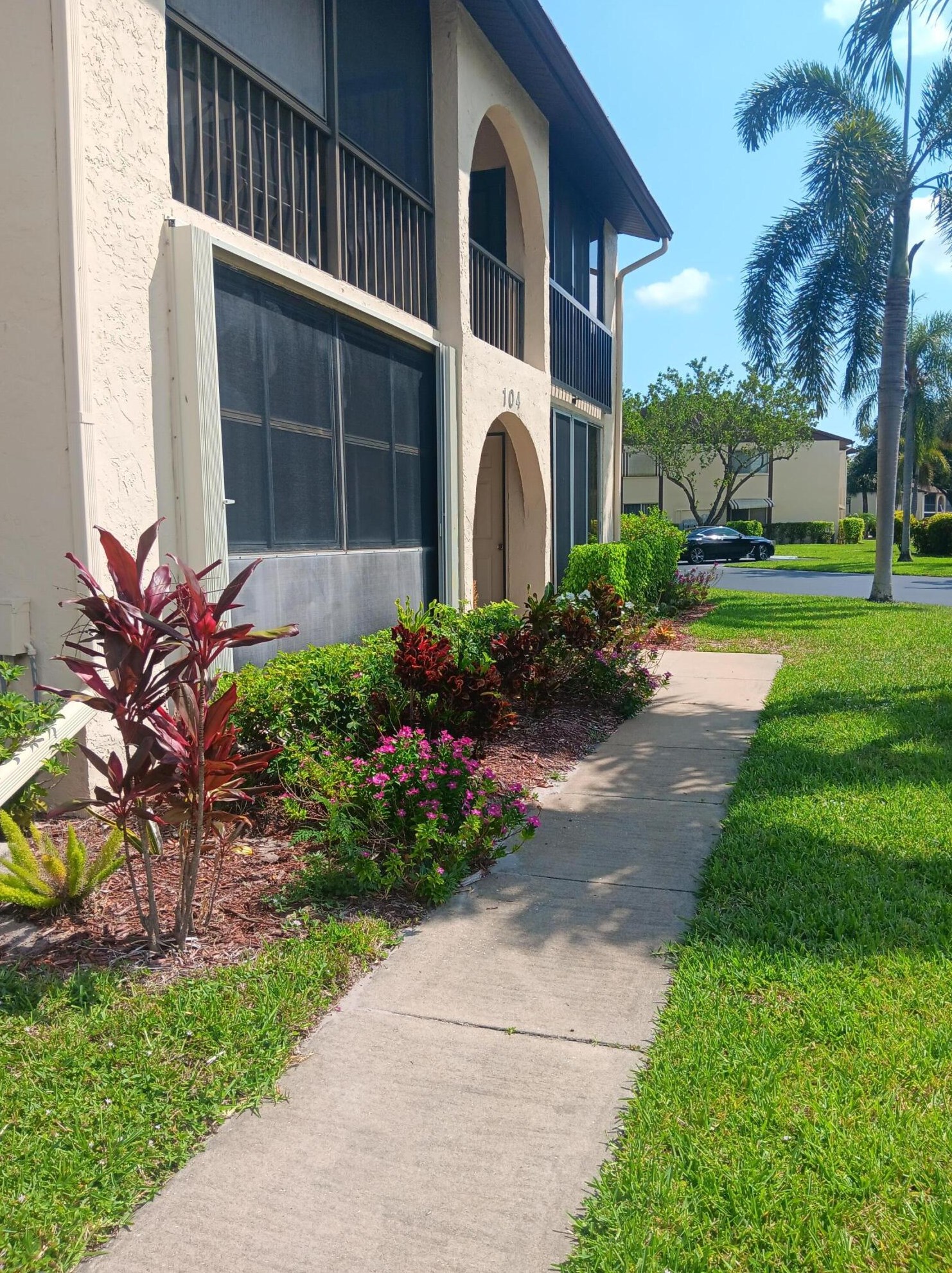 104 Lake Pine Cir #d-1, Lake Worth, FL 33463