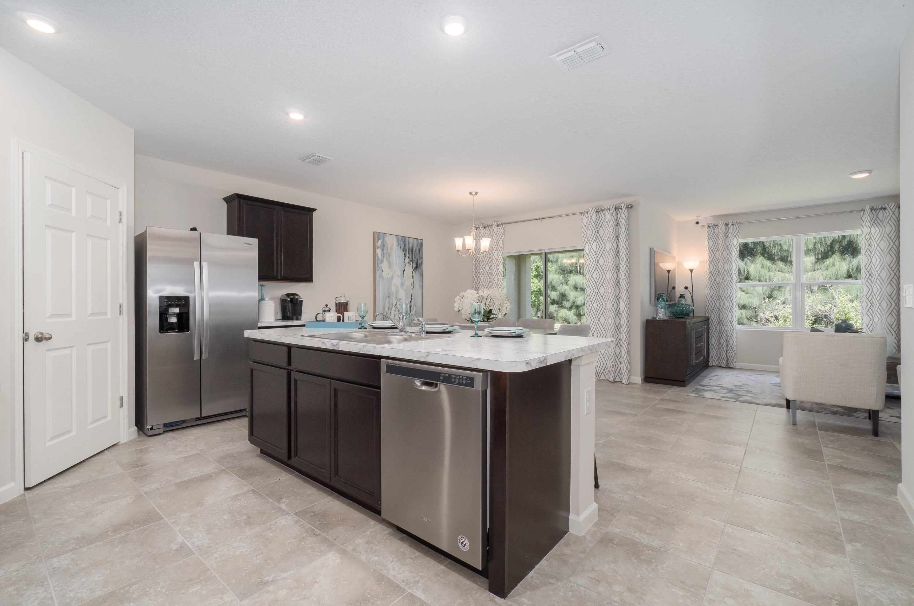 337 Fallon Dr, Fort Pierce, FL 34983-2633