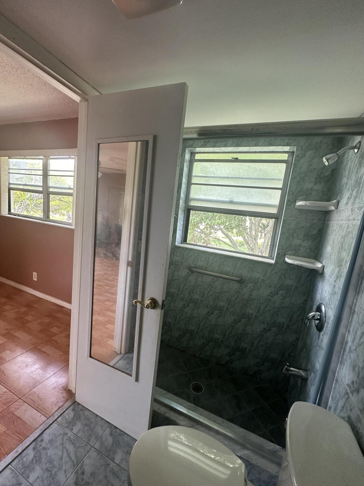 346 Windsor O, West Palm Beach FL  33417-2460 exterior