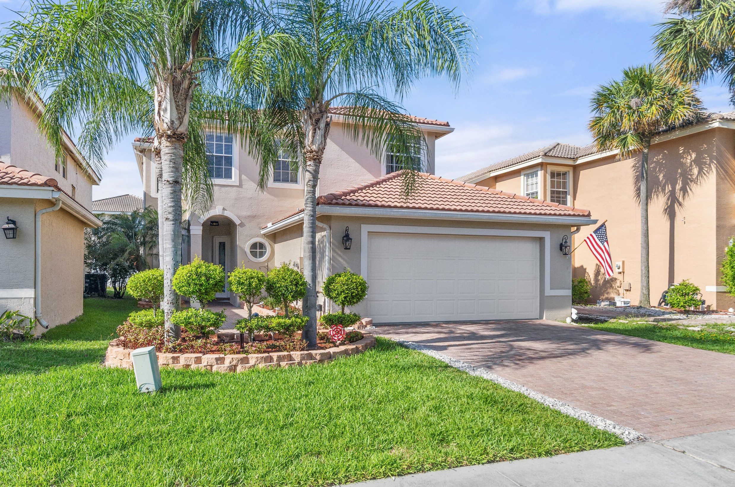 5082 Starblaze Dr, Lake Worth, FL 33463-5934