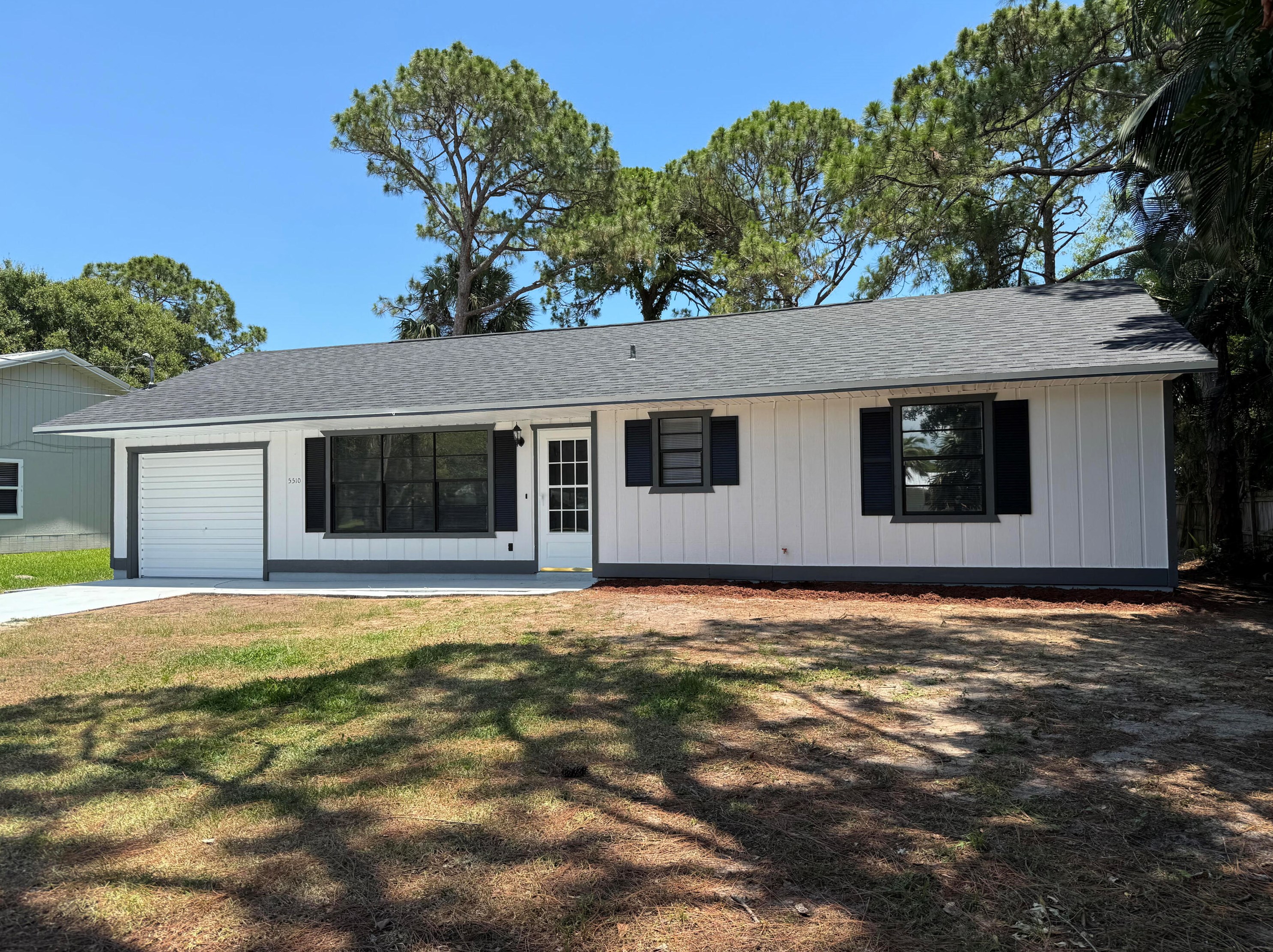 5510 Sunset Blvd, Fort Pierce, FL 34982