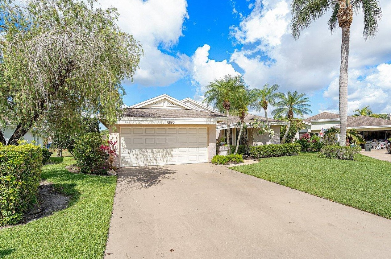 6890 Touchstone Cir, West Palm Beach, FL 33418-6963
