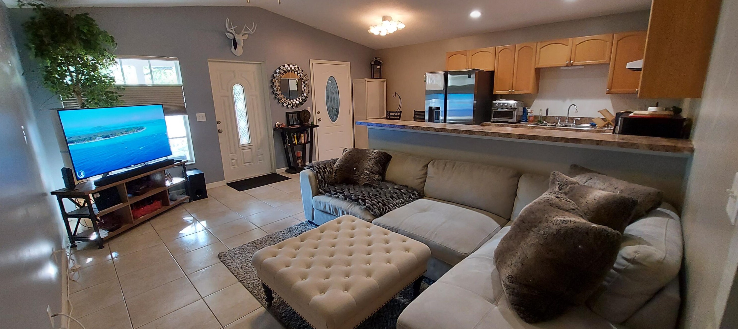 622 D St, Lake Worth FL  33460-2835 exterior