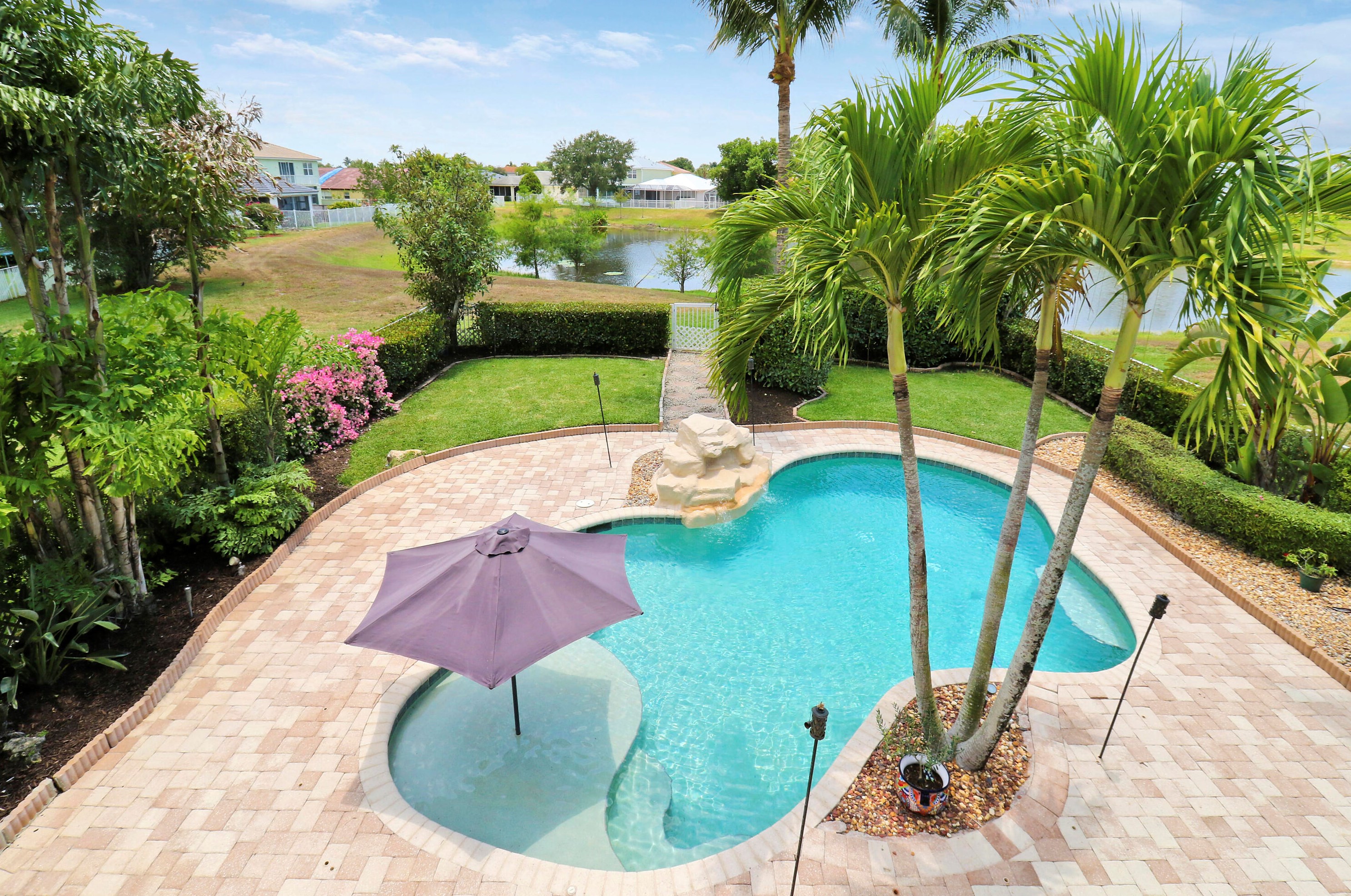 15138 Newquay Ct, West Palm Beach FL  33414-8371 exterior