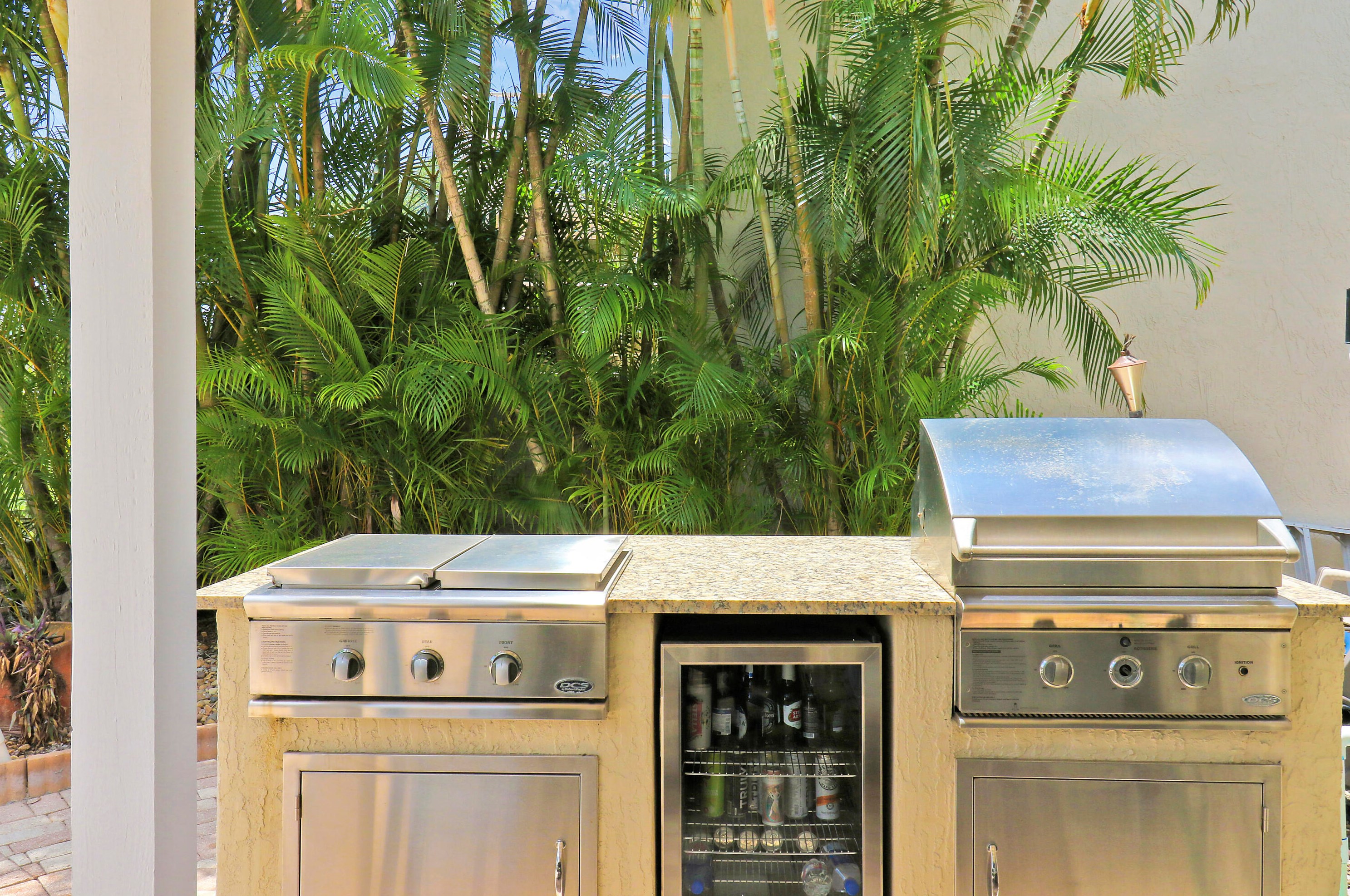 15138 Newquay Ct, West Palm Beach FL  33414-8371 exterior