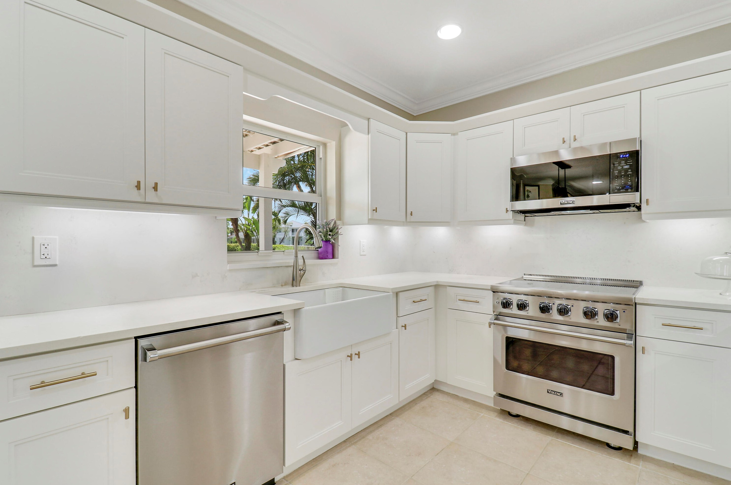 15138 Newquay Ct, West Palm Beach FL  33414-8371 exterior