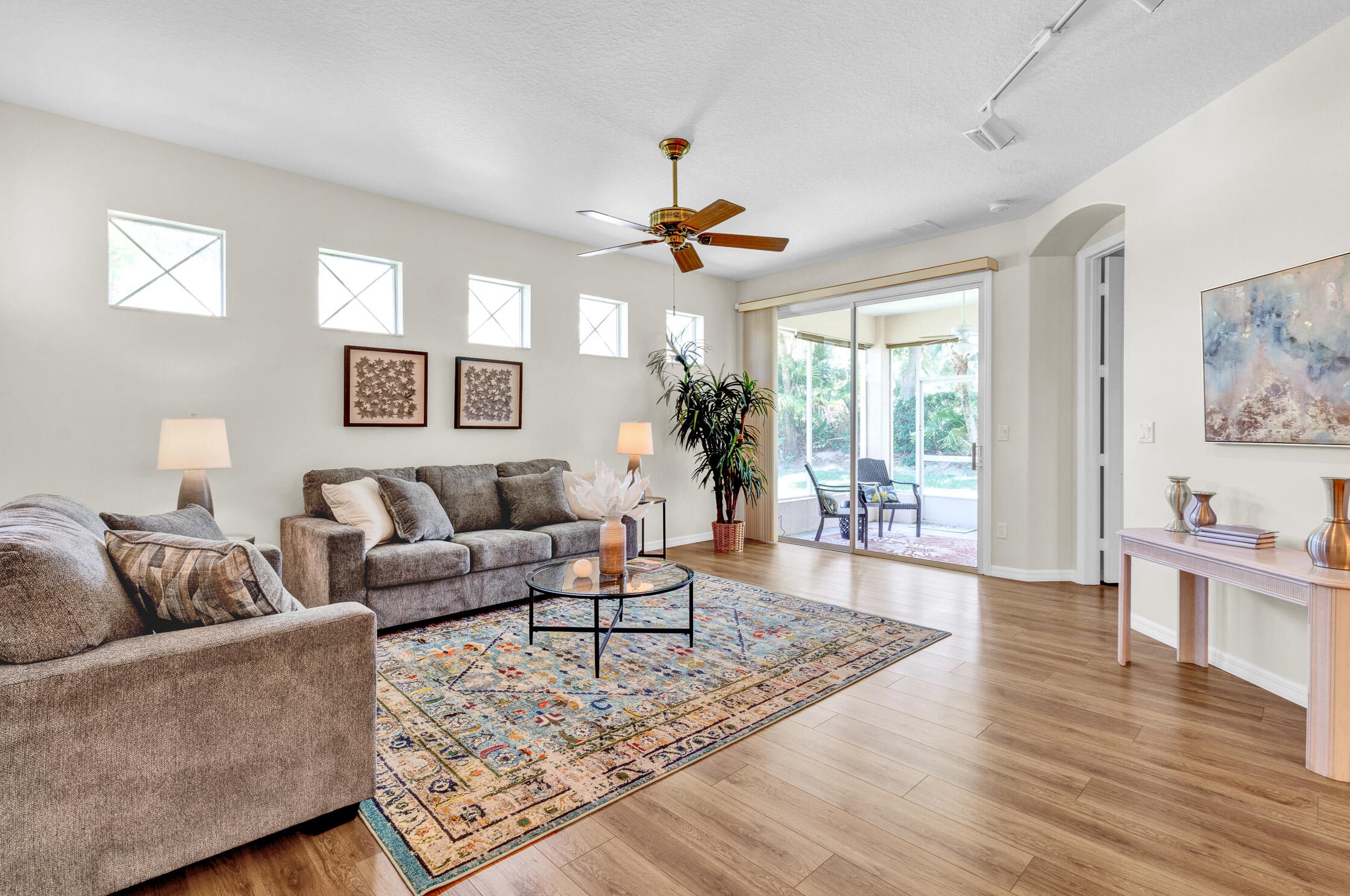 367 South Tangerine Square Sw, Vero Beach, FL 32968