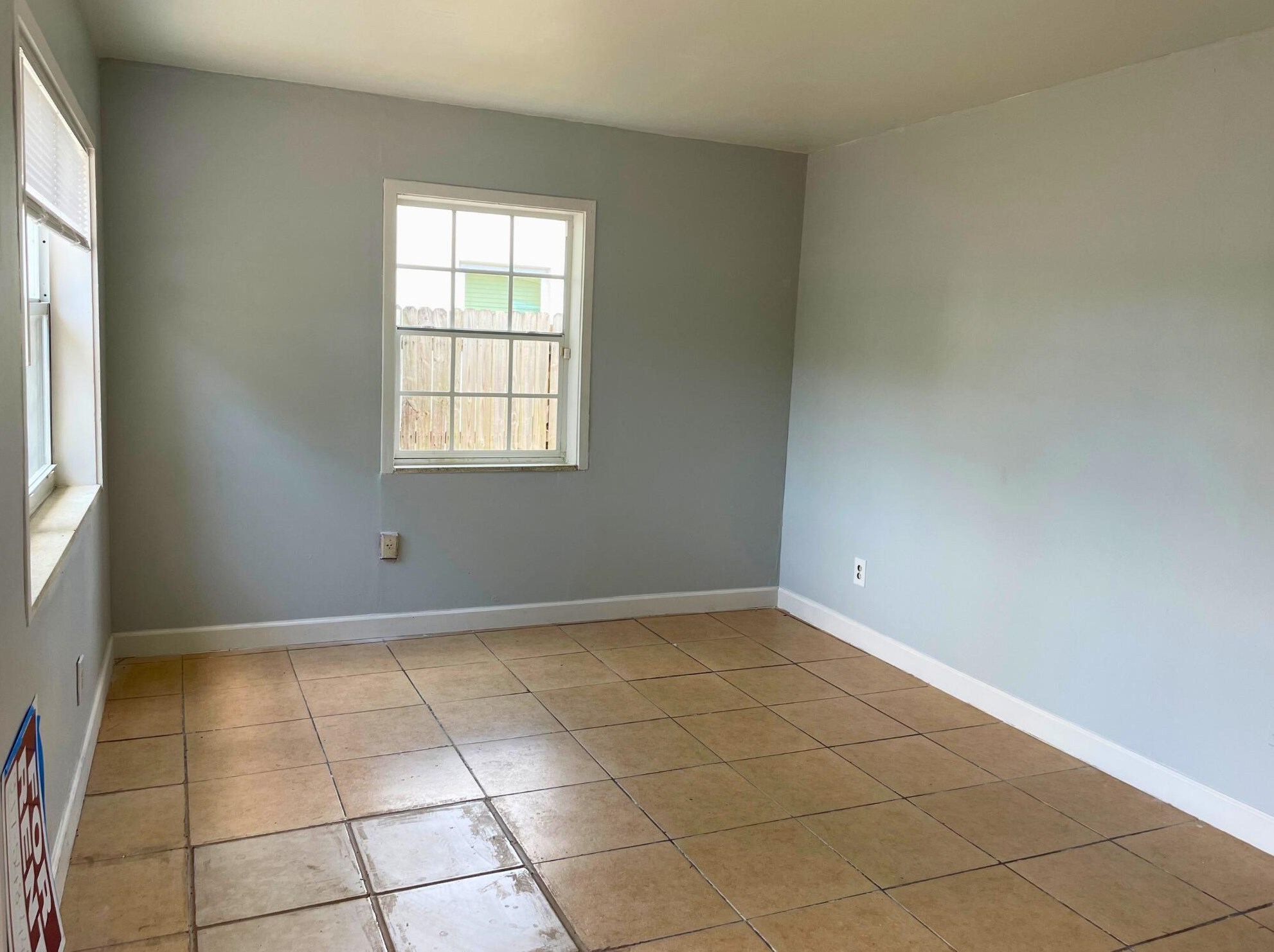 243 24th Ave, Boynton Beach FL  33435-7638 exterior