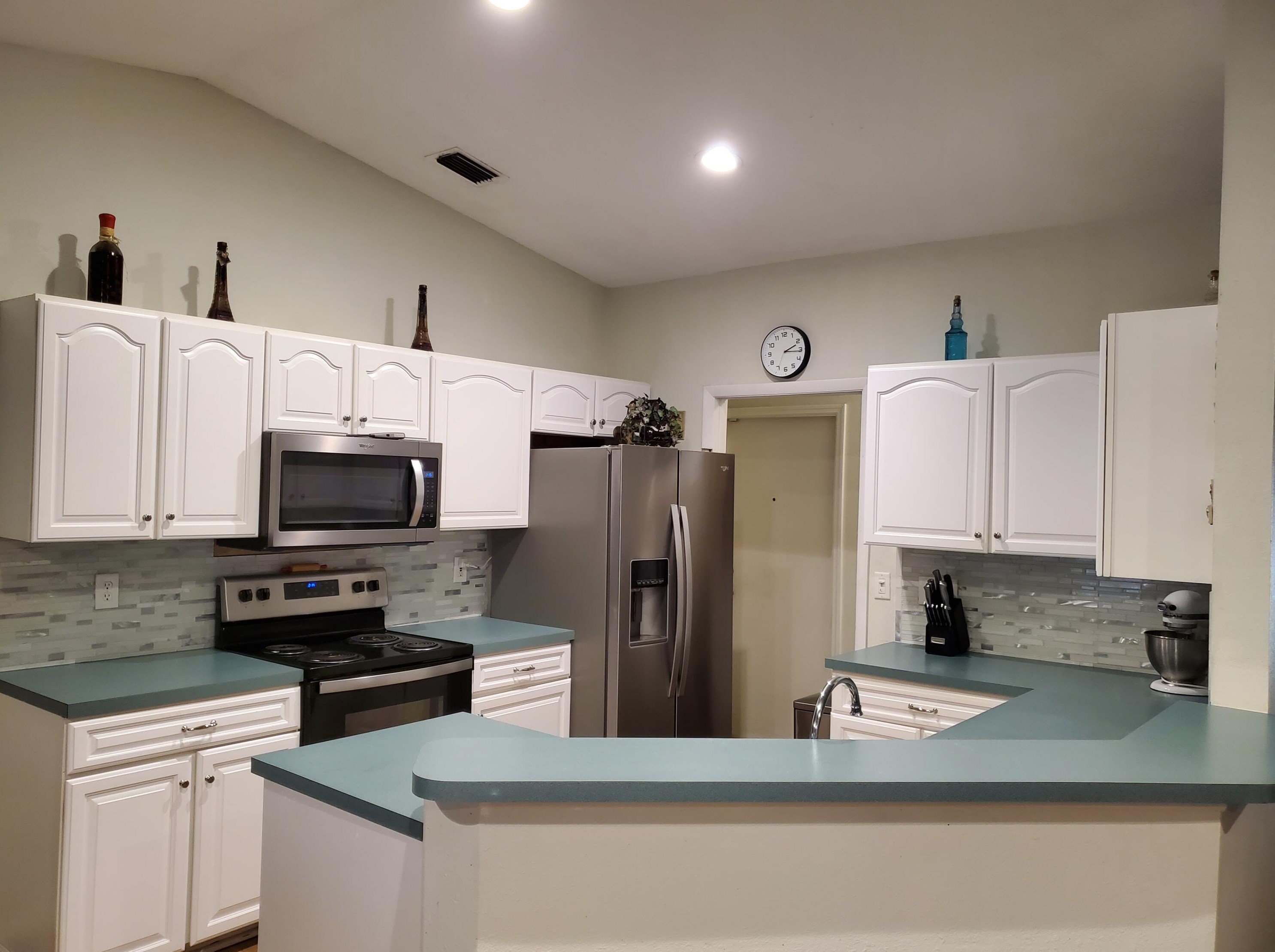 405 10th Ave, Okeechobee, FL 34972-2848