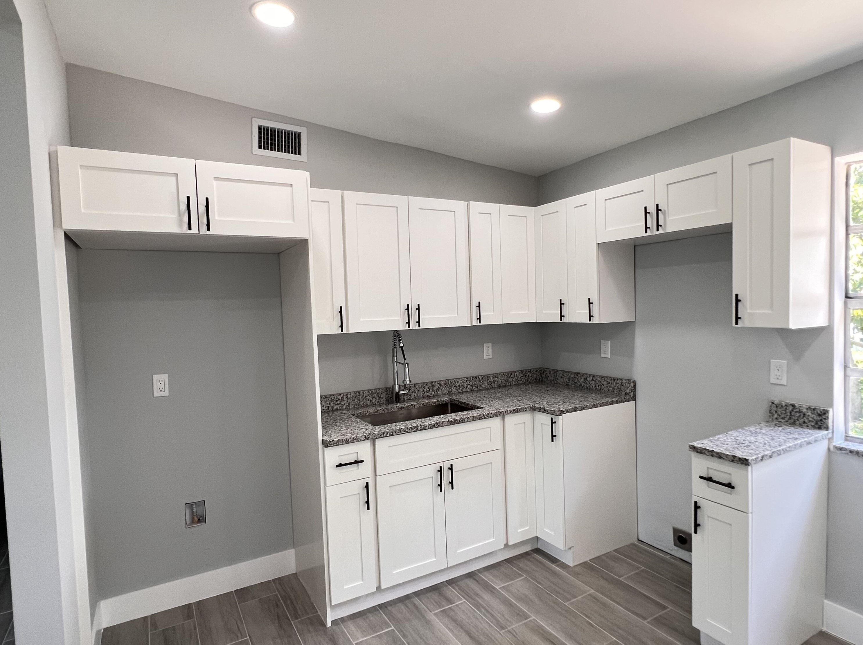 3932 Nowata Rd, Lake Worth, FL 33462