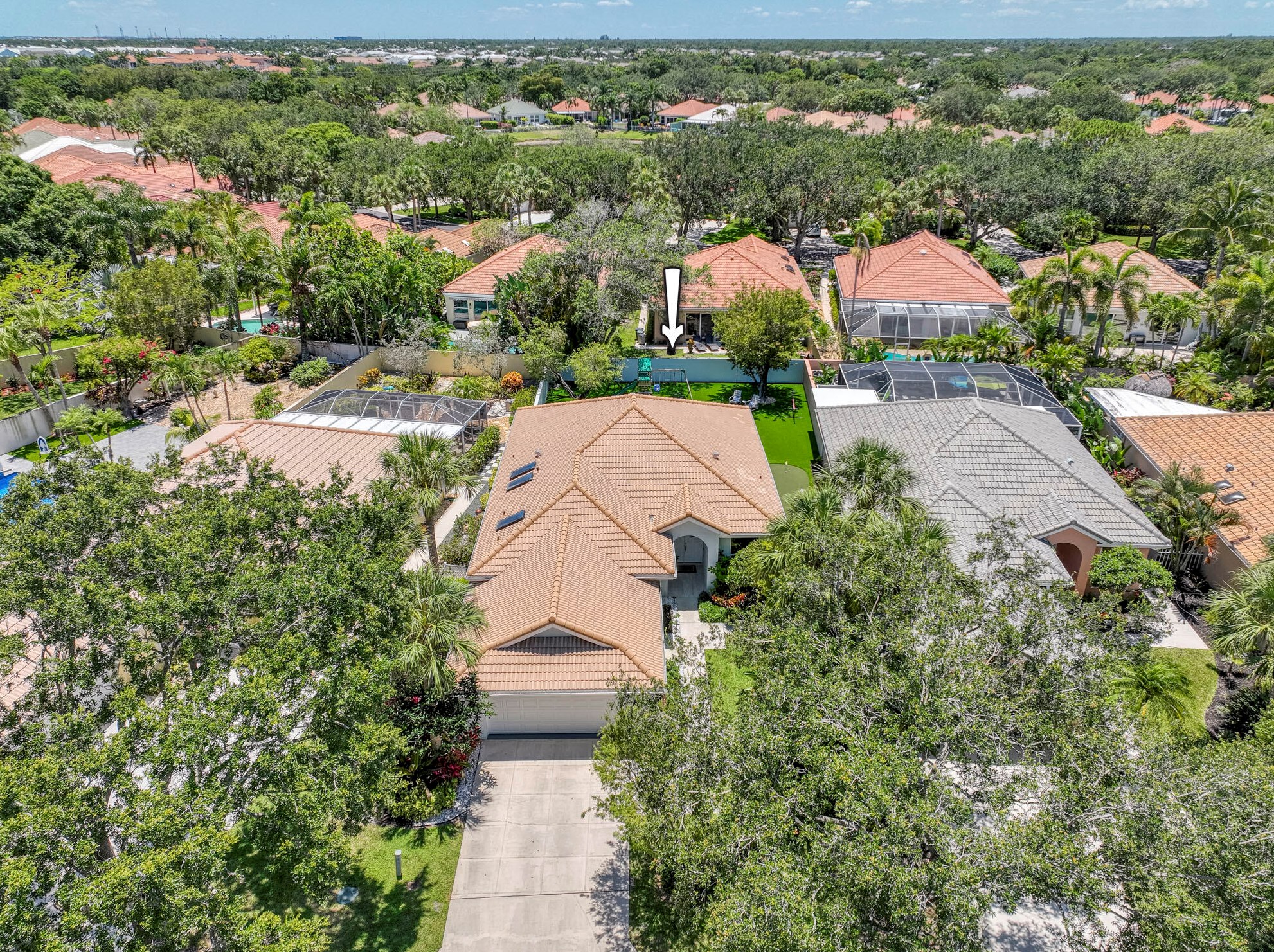 137 E Hampton Way, Jupiter, FL 33458