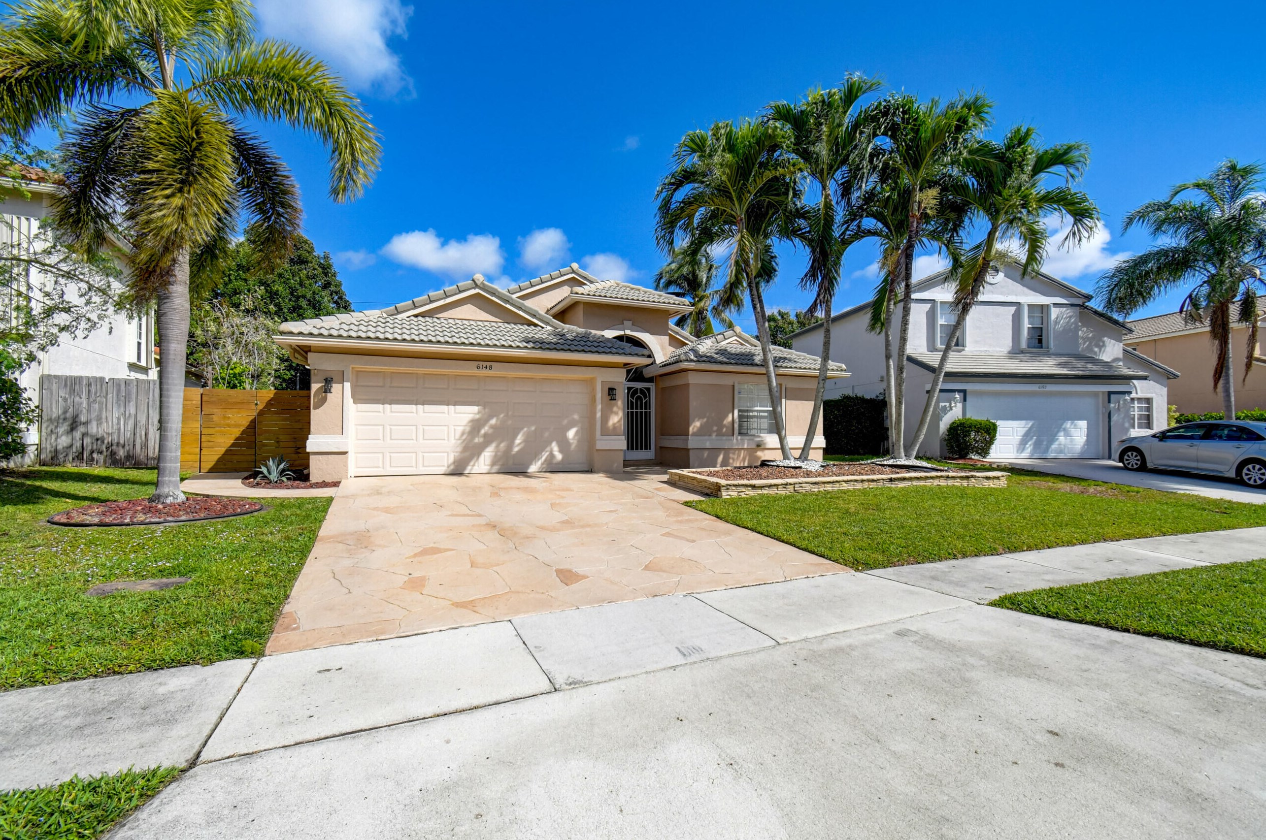 6148 Windlass Cir, Boynton Beach, FL 33472-5117