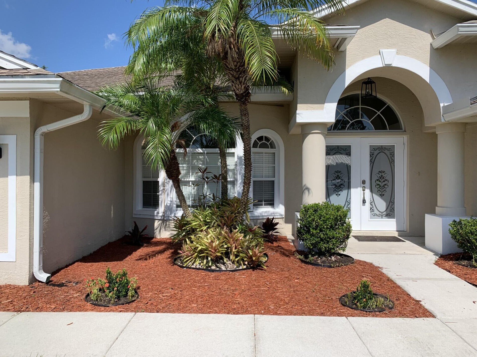 2426 Whitehorse St, Fort Pierce, FL 34984-5122