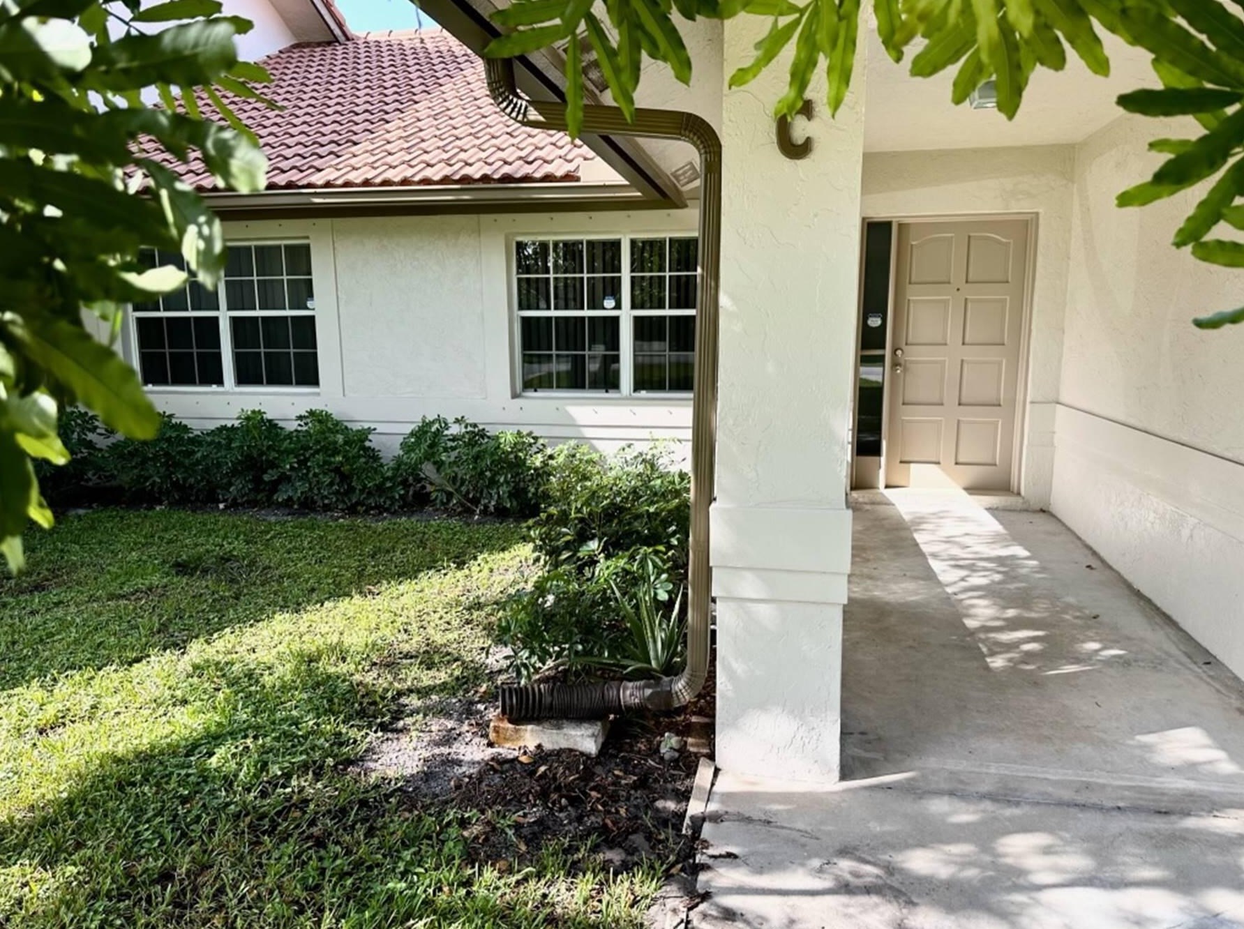 13941 Folkestone Cir, West Palm Beach, FL 33414