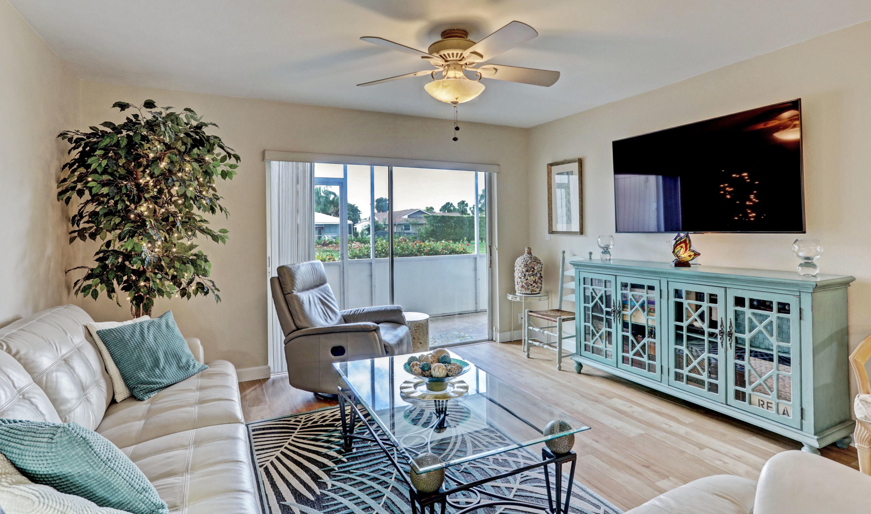 10747 Military Trl, West Palm Beach, FL 33410-6533