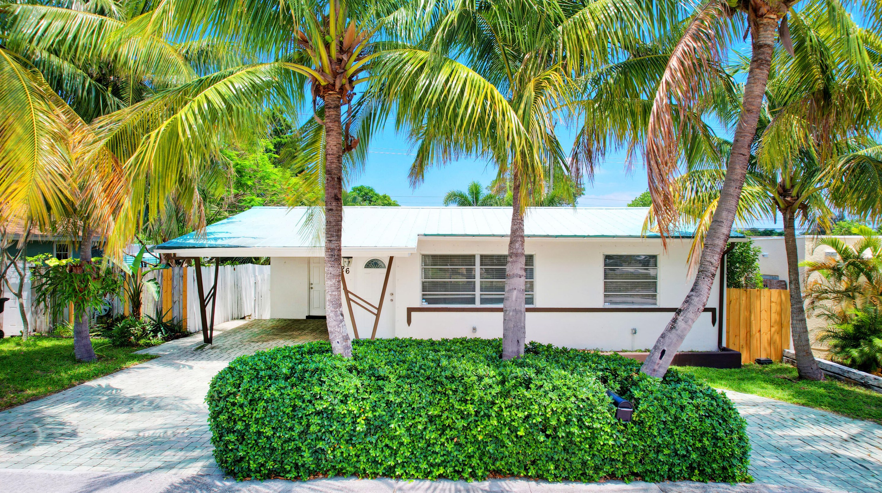 726 A St, Lake Worth, FL 33460-2423