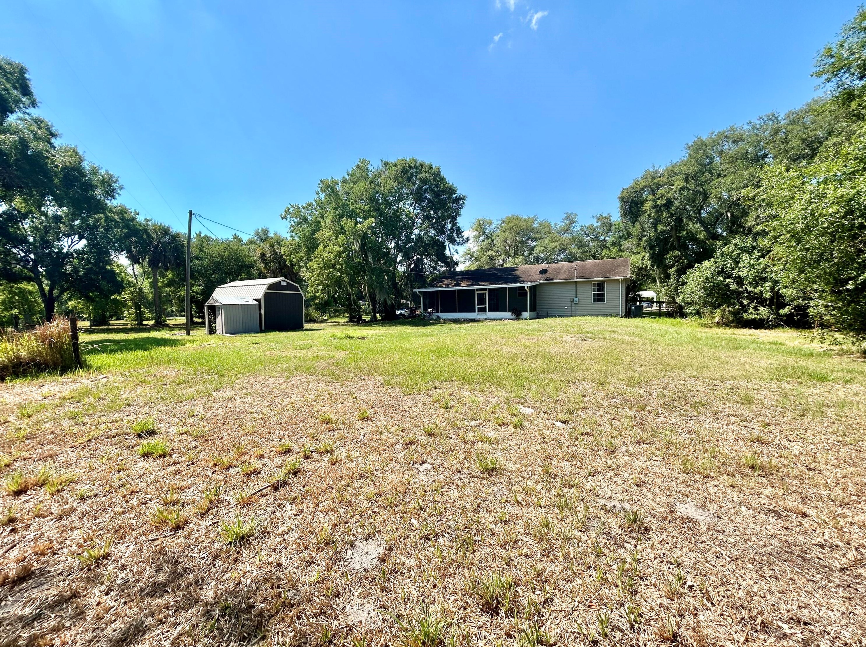 7619 87 Ct, Okeechobee FL exterior