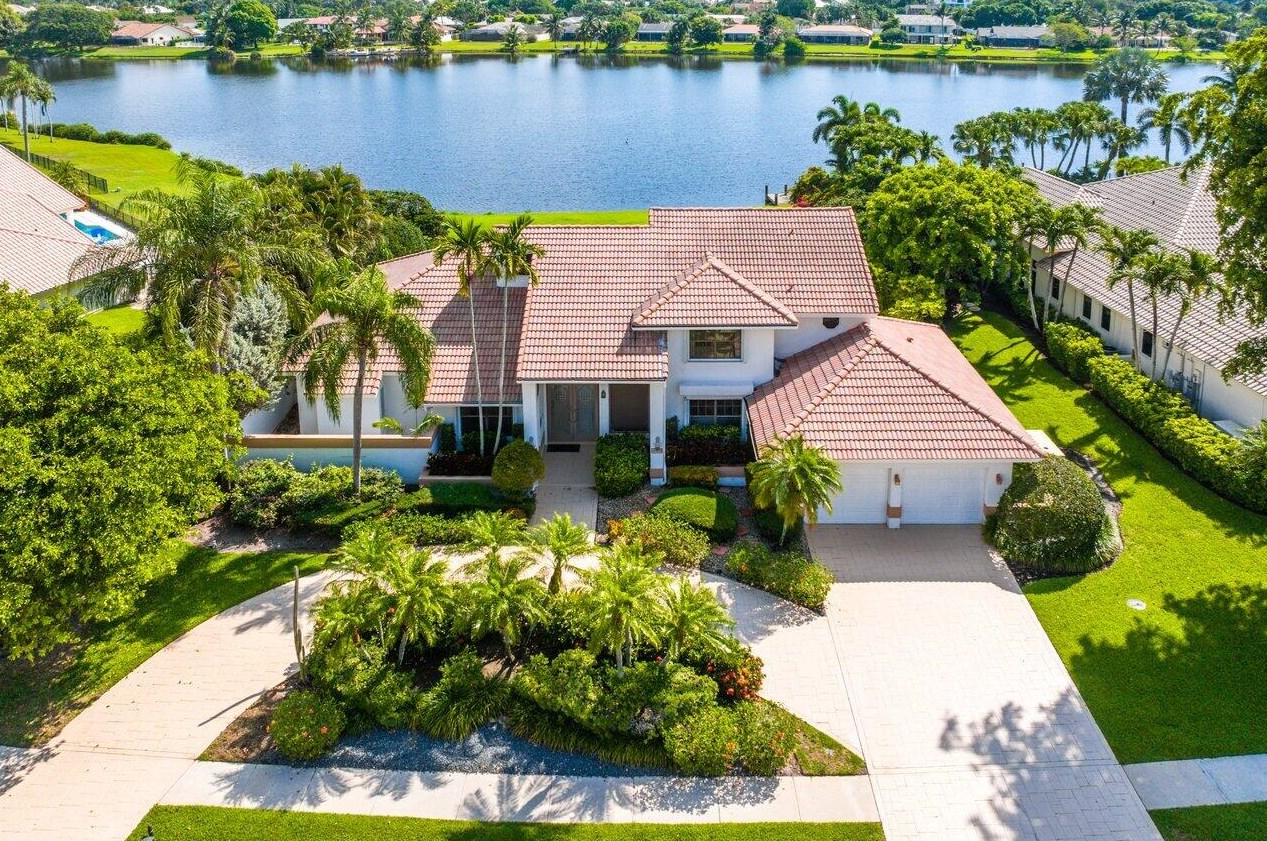 17570 Bocaire Way, Boca Raton, FL 33487-1108