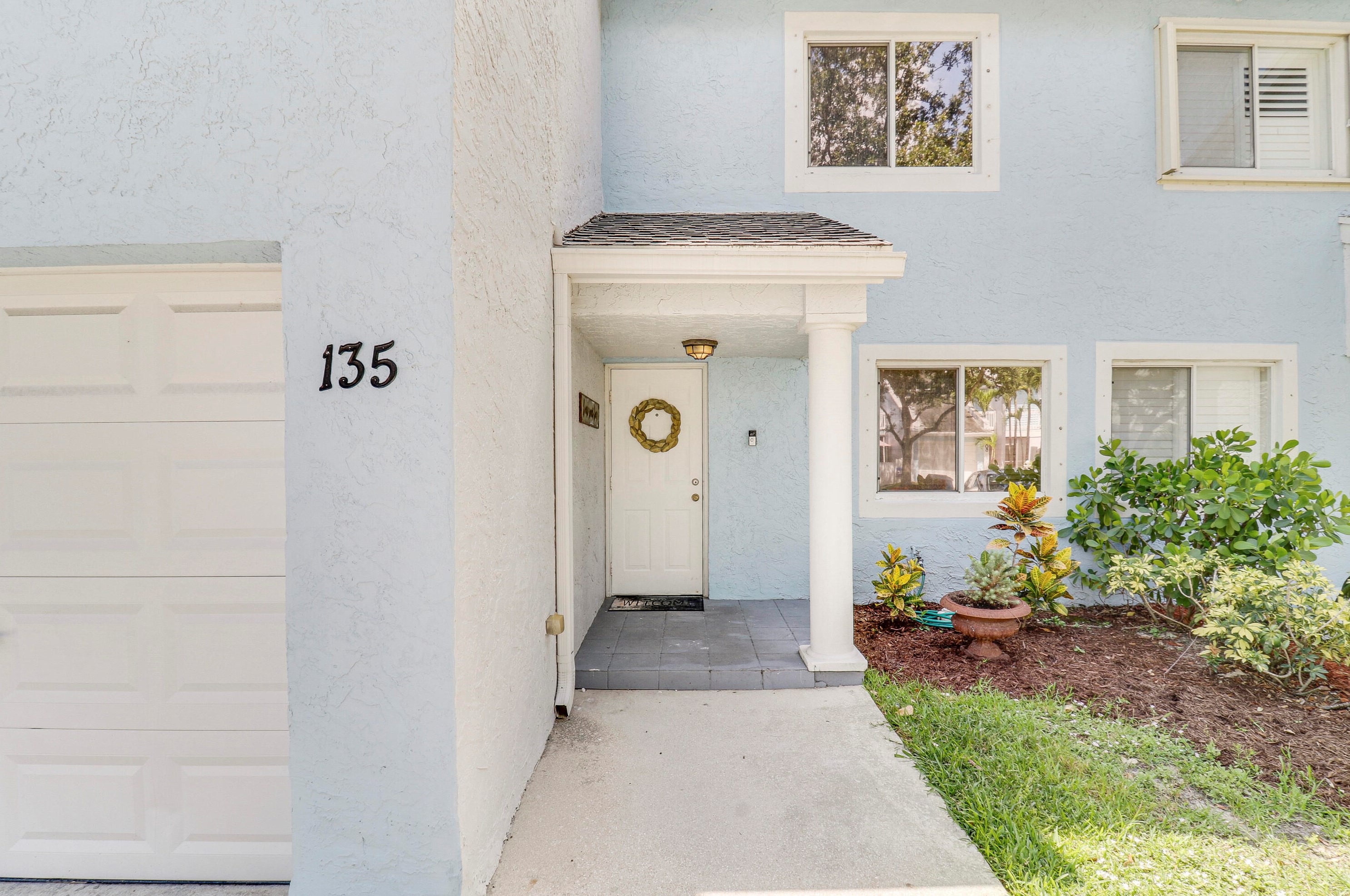 135 Fairway Ln, West Palm Beach, FL 33411-1215