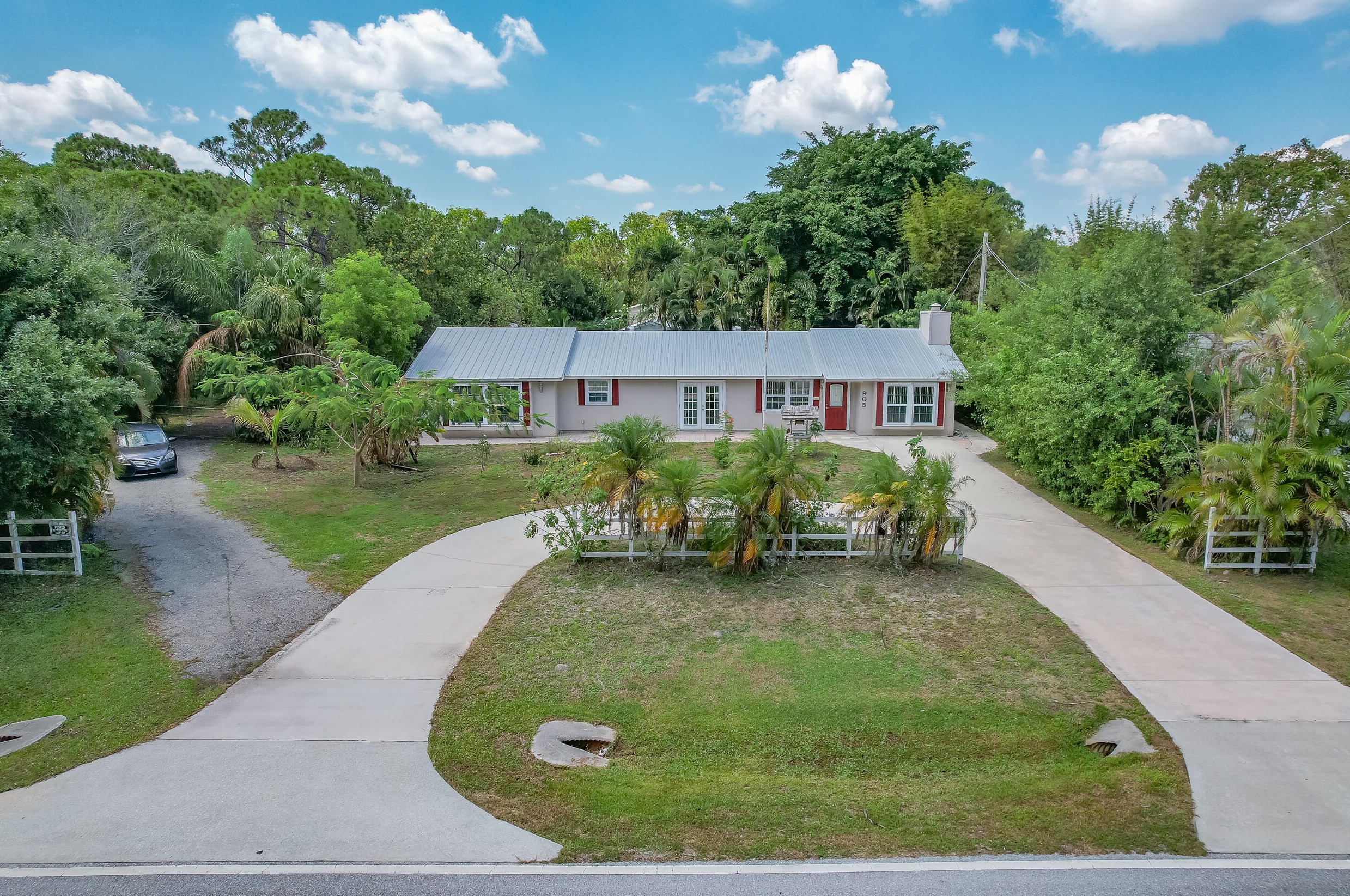 905 Easy St, Fort Pierce, FL 34982-3266