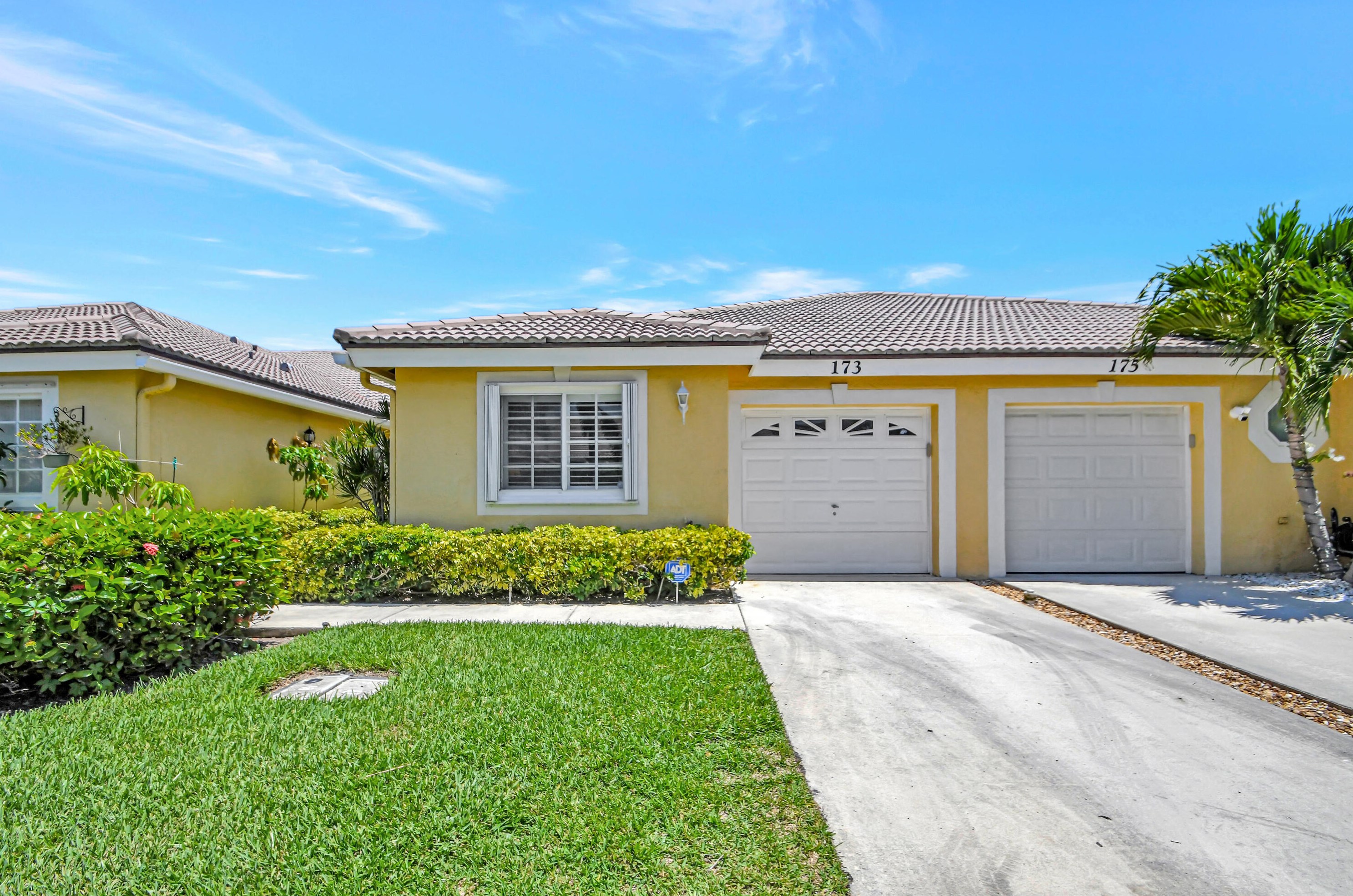 173 Lakeshore Dr, Lake Worth, FL 33462-6006