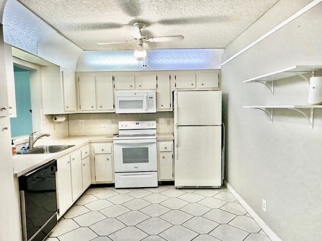 9275 Flynn Cir, Boca Raton, FL 33496-6621