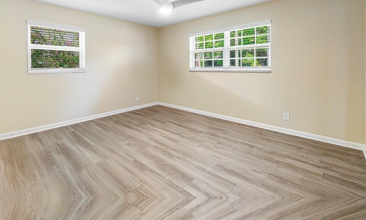 1302 7 Ct, Boynton Beach FL 33426-2928 exterior