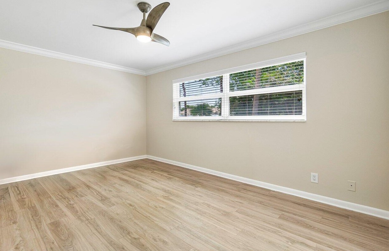 1302 7 Ct, Boynton Beach FL 33426-2928 exterior